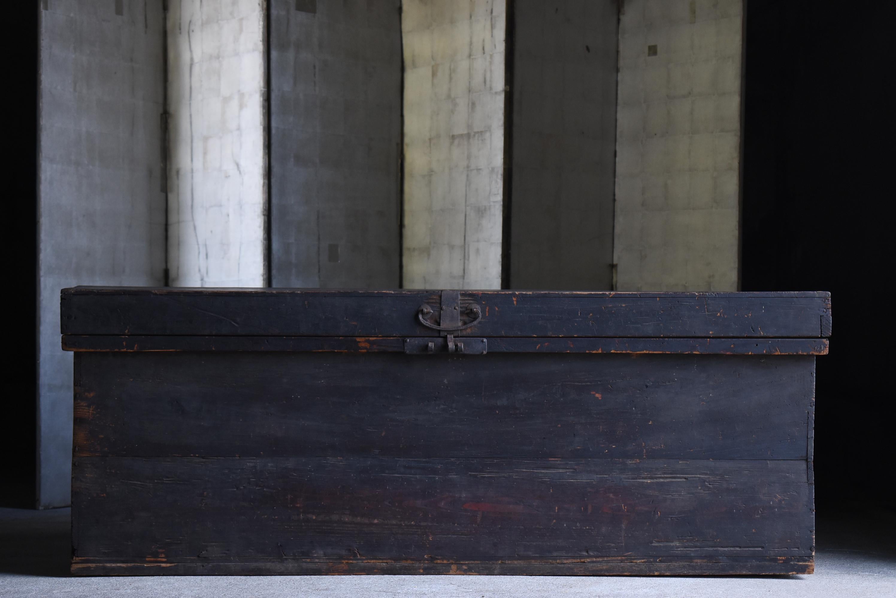 Meiji Grand buffet japonais des années 1860-1900 / Boîte de rangement Tansu Wabisabi