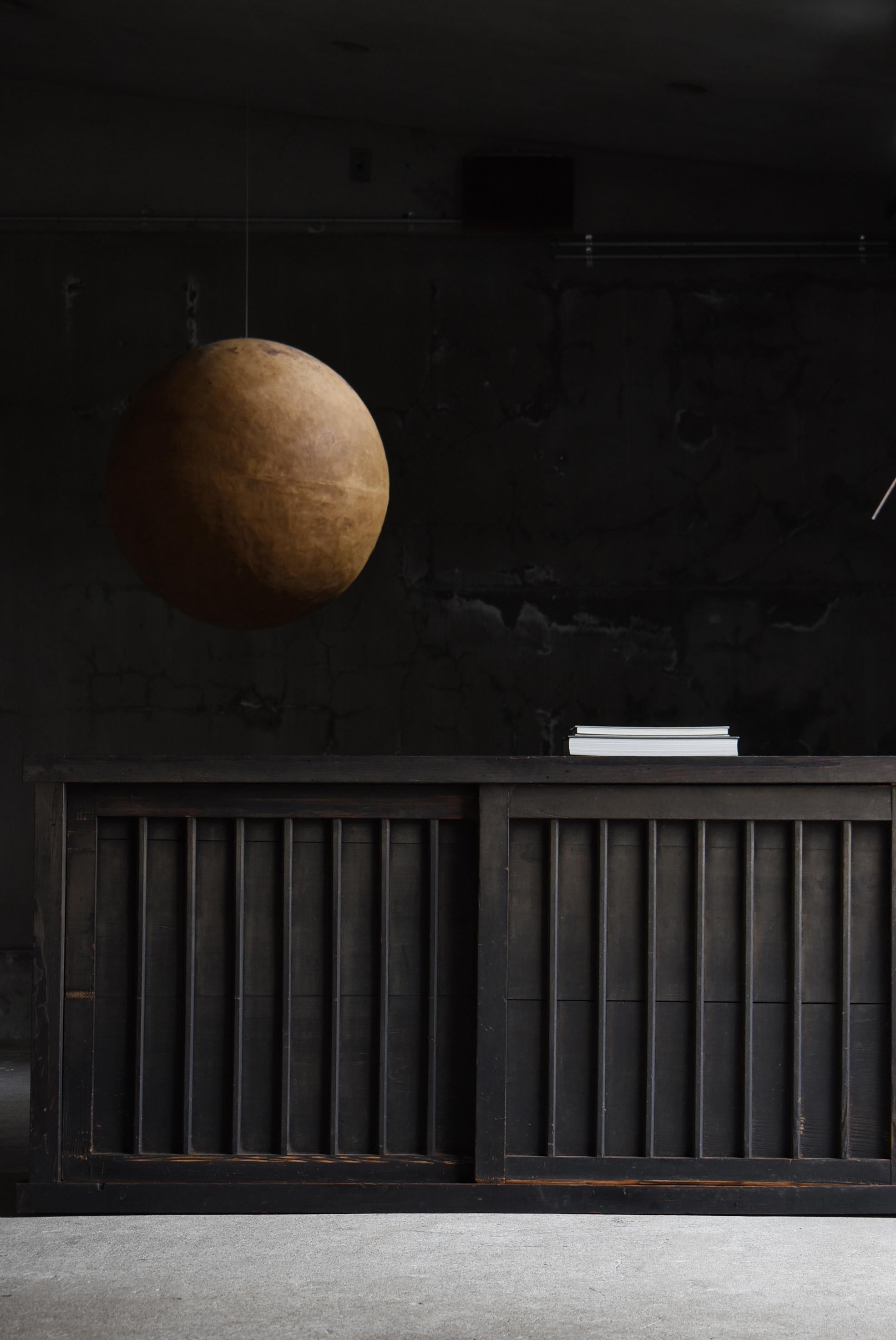 Japanese Antique Large Tansu 1860s-1900s / Sideboard Cabinet Wabisabi in vendita 8