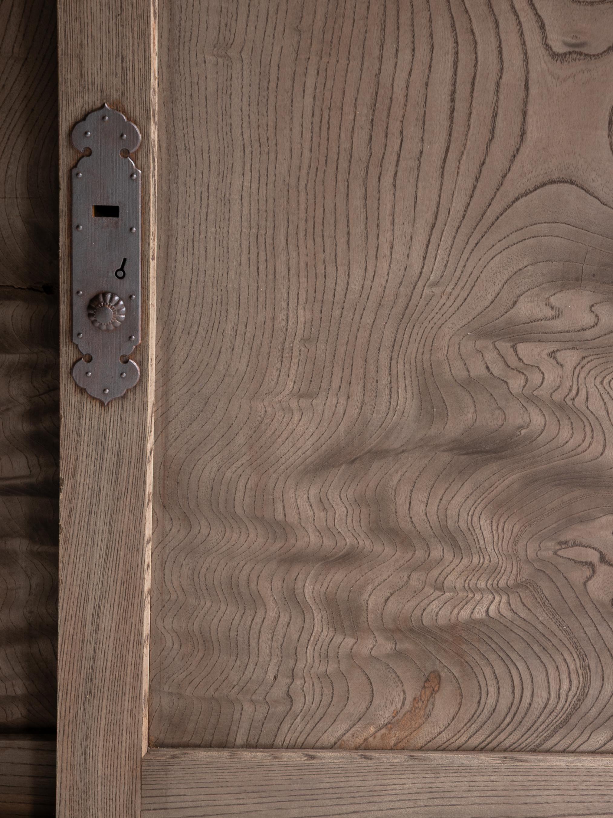Antico Tansu giapponese di grandi dimensioni del 1860-1900 / Armadio di stoccaggio Credenza Wabisabi in vendita 4