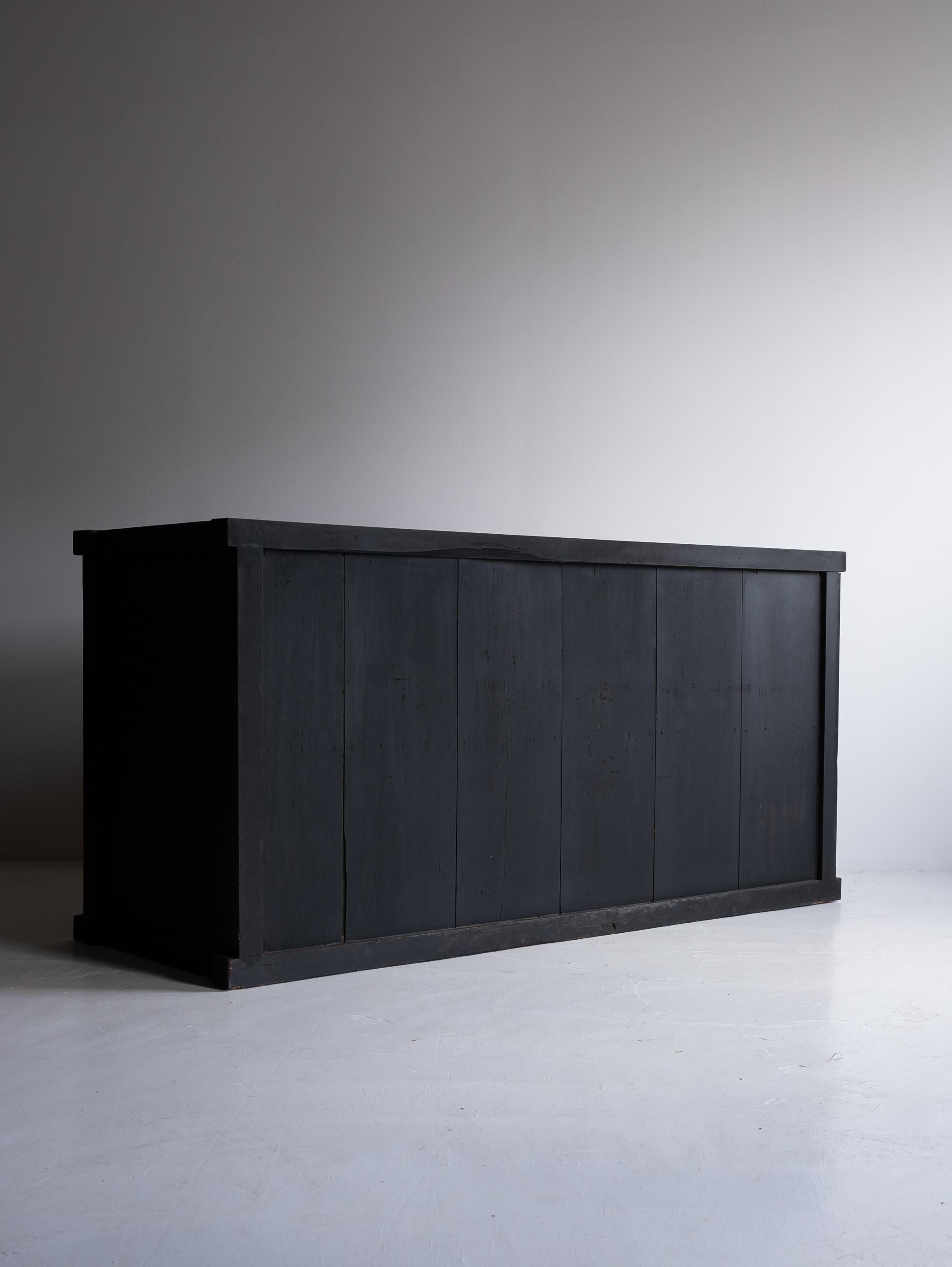 Grand Tansu japonais des années 1860-1900 / Enfilade Wabi Sabi en vente 10