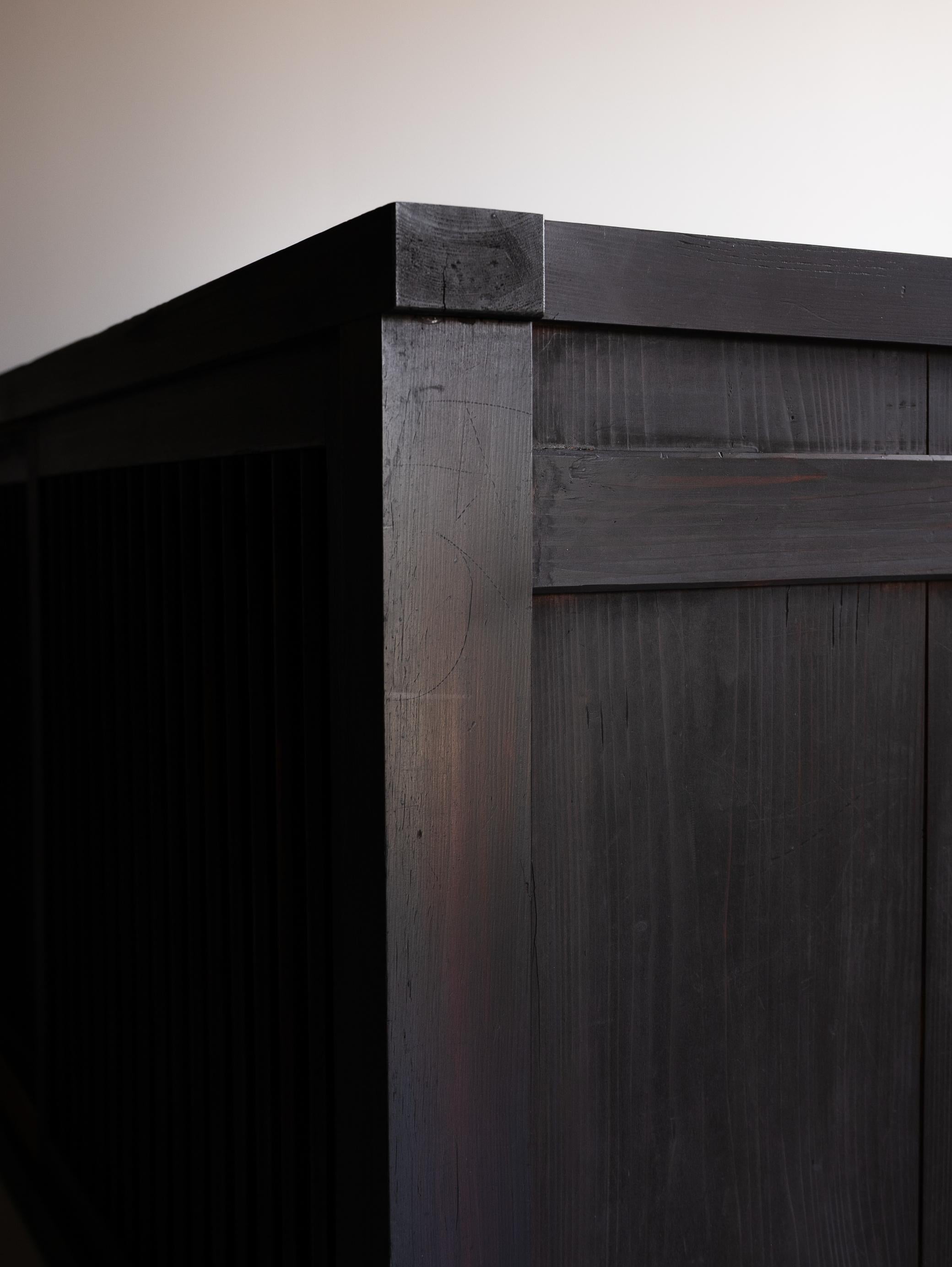 Grand Tansu japonais des années 1860-1900 / Enfilade Wabi Sabi 11