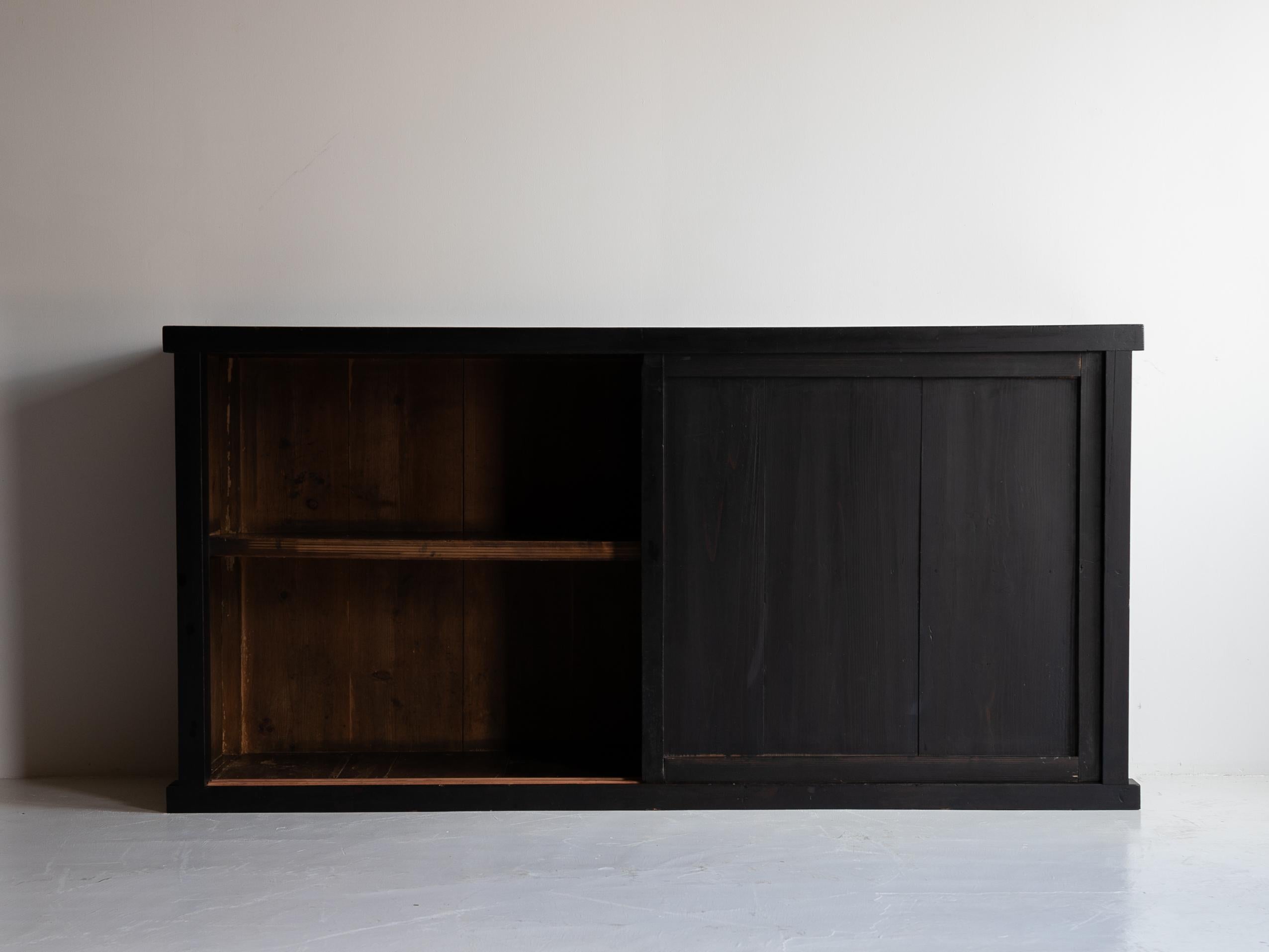 Travail du bois Grand Tansu japonais des années 1860-1900 / Enfilade Wabi Sabi