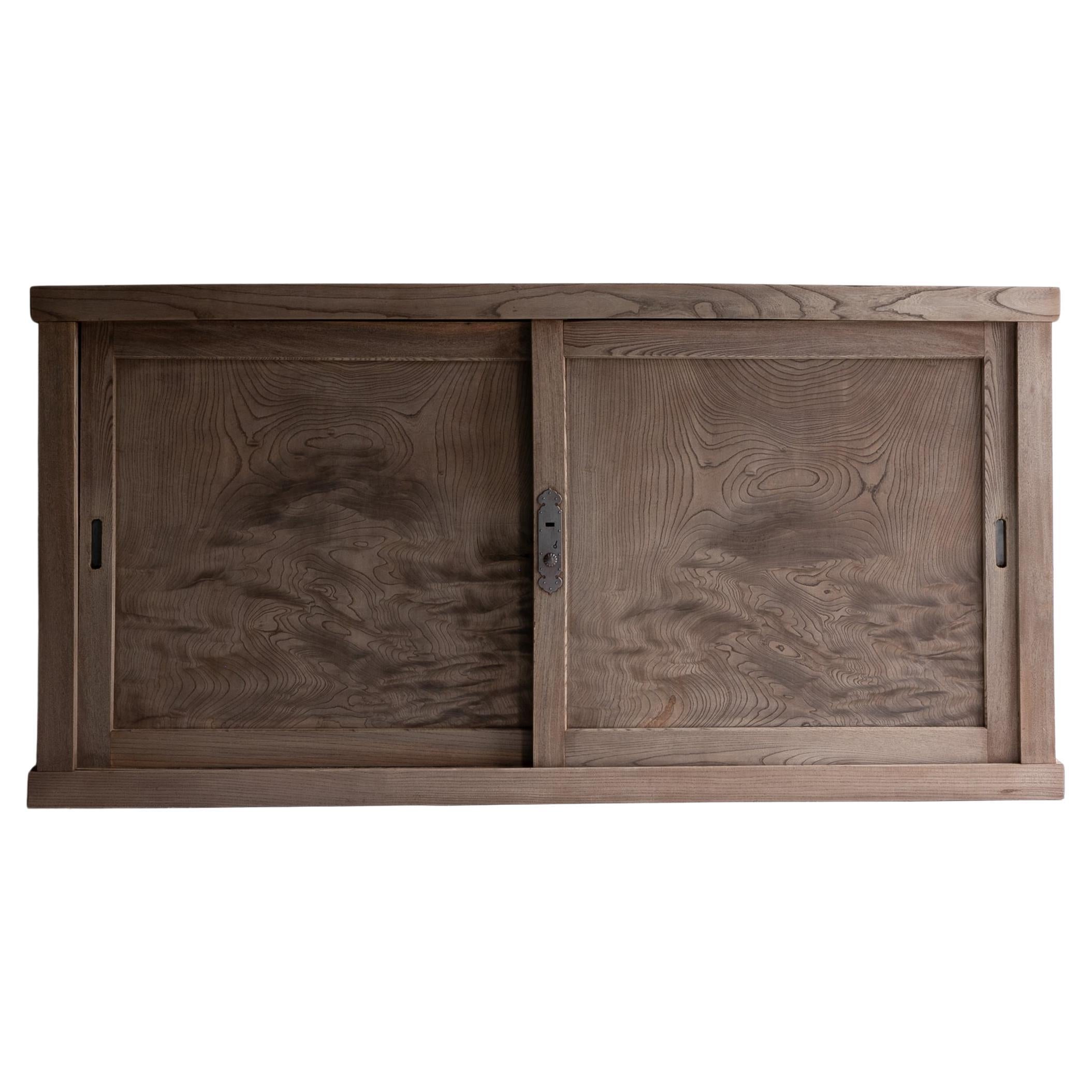 Antico Tansu giapponese di grandi dimensioni del 1860-1900 / Armadio di stoccaggio Credenza Wabisabi in vendita