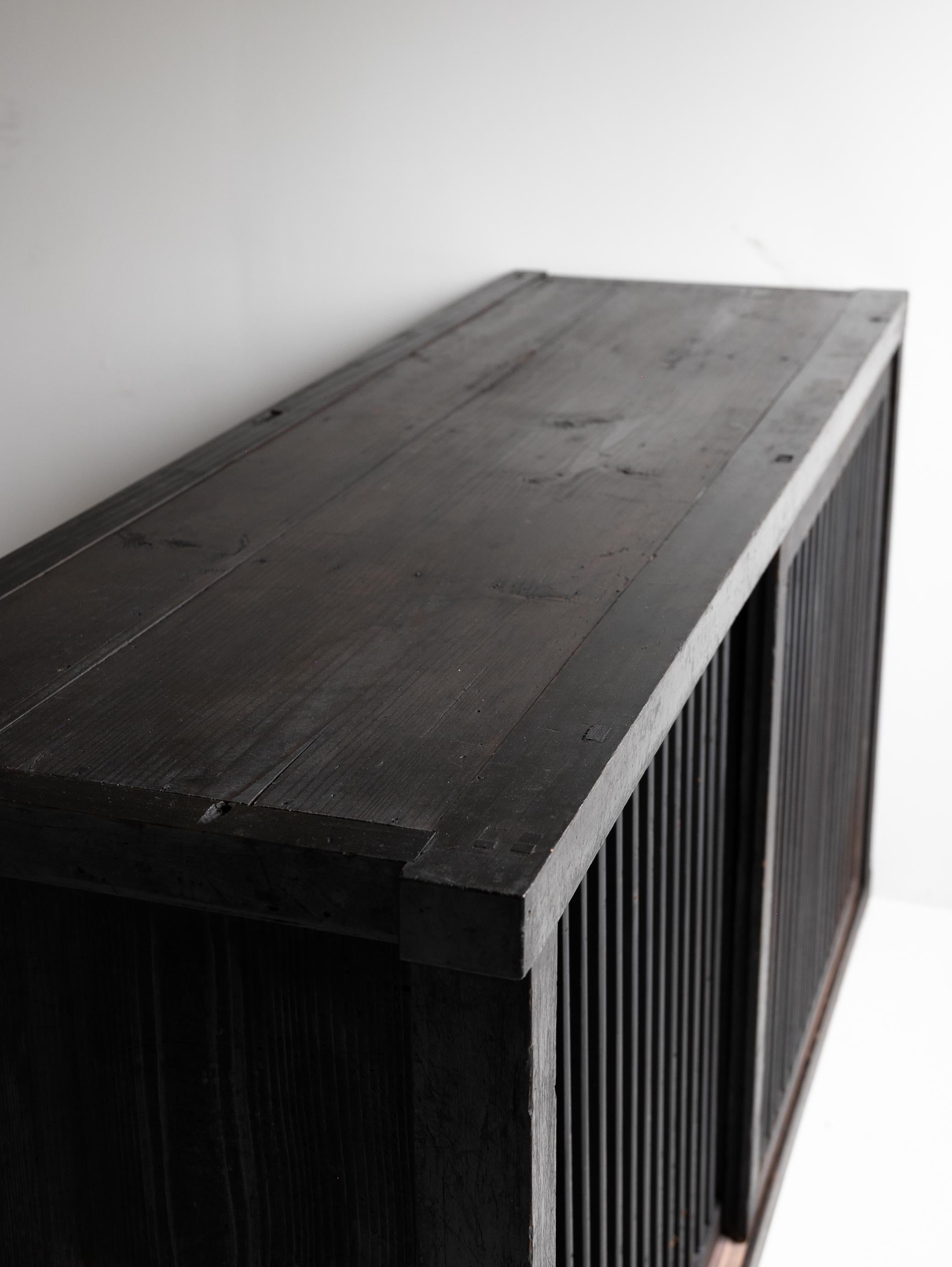 Grand buffet japonais Tansu 1860s-1900s Wabisabi 11
