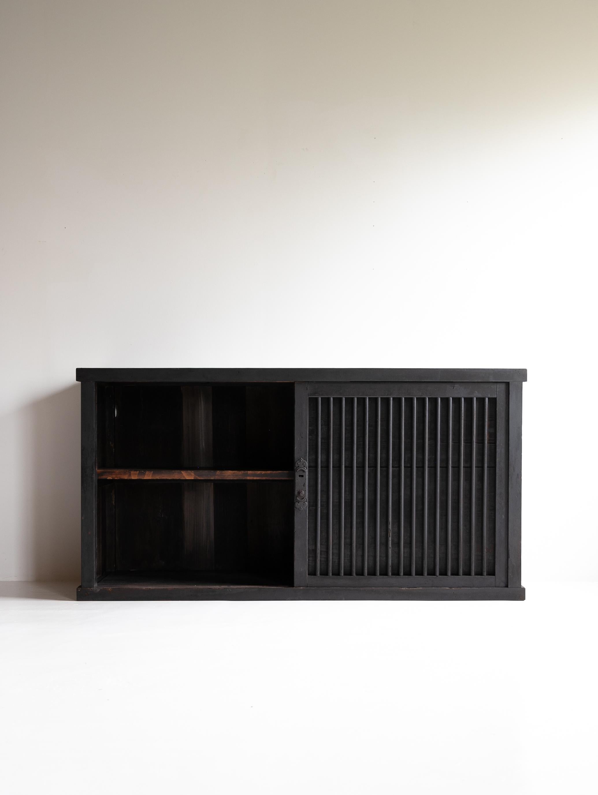 Antike japanische große Tansu 1860er-1900er Jahre / Sideboard Wabisabi, antik (Japanlack)