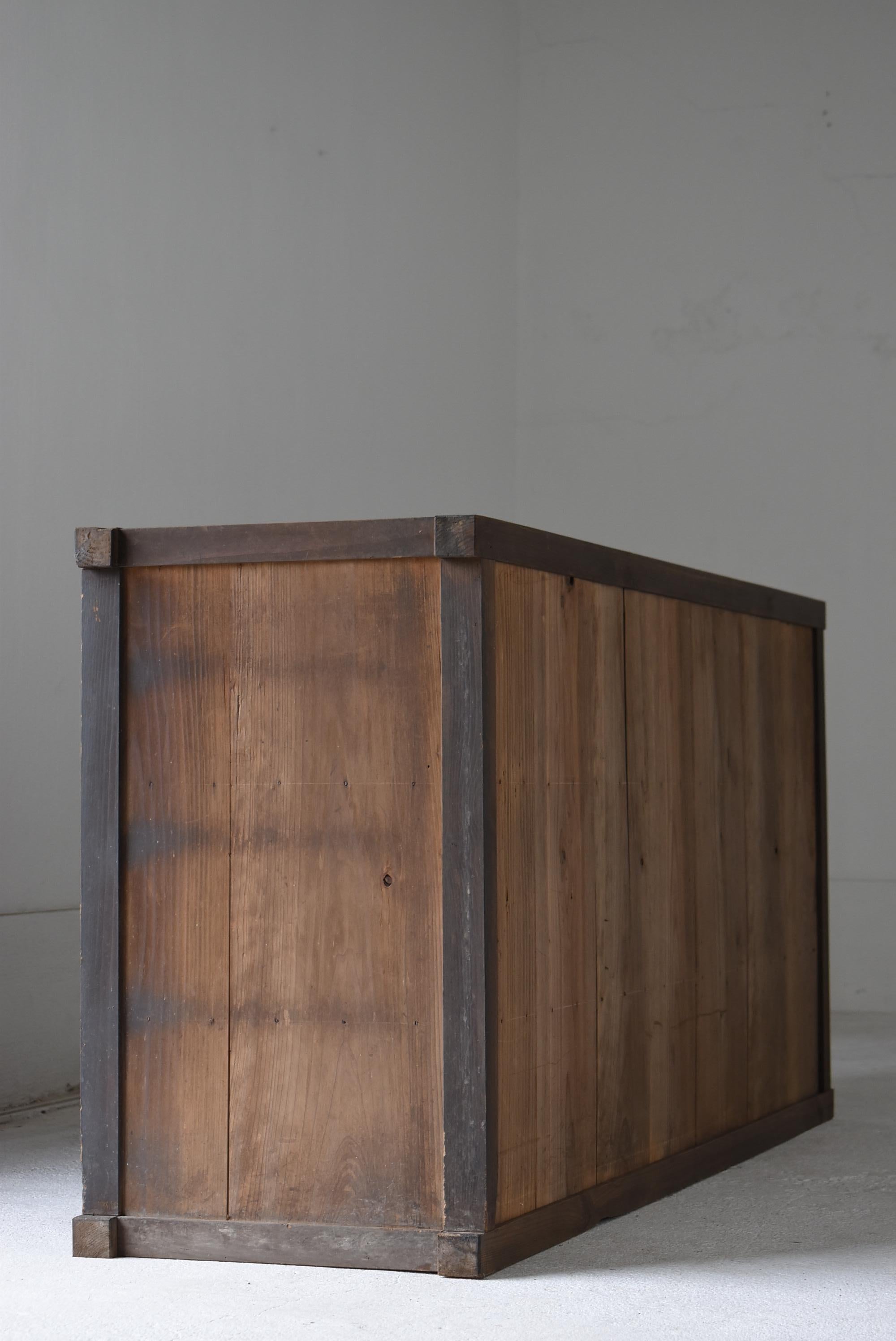 Antiguo Tansu Japonés Grande 1860s-1900s / Armario Aparador Wabisabi en venta 7