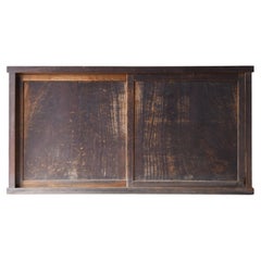 Tansu japonés antiguo de gran tamaño, del periodo Meiji / Aparador de estilo wabi-sabi