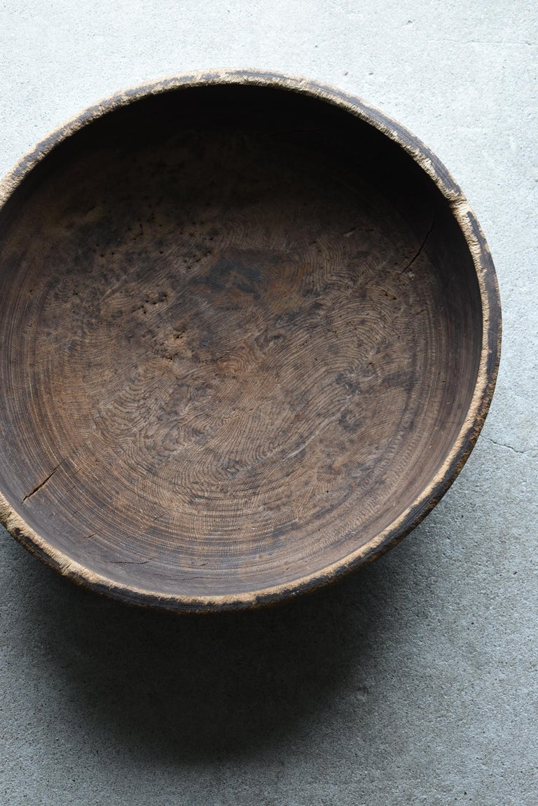 Japanese Antique Large Wooden Bowl 1860s-1900s/Mingei Wabisabi Primitive For Sale 7