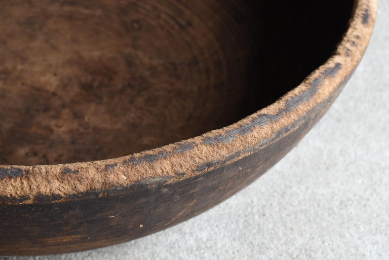 Meiji Japanese Antique Large Wooden Bowl 1860s-1900s/Mingei Wabisabi Primitive For Sale