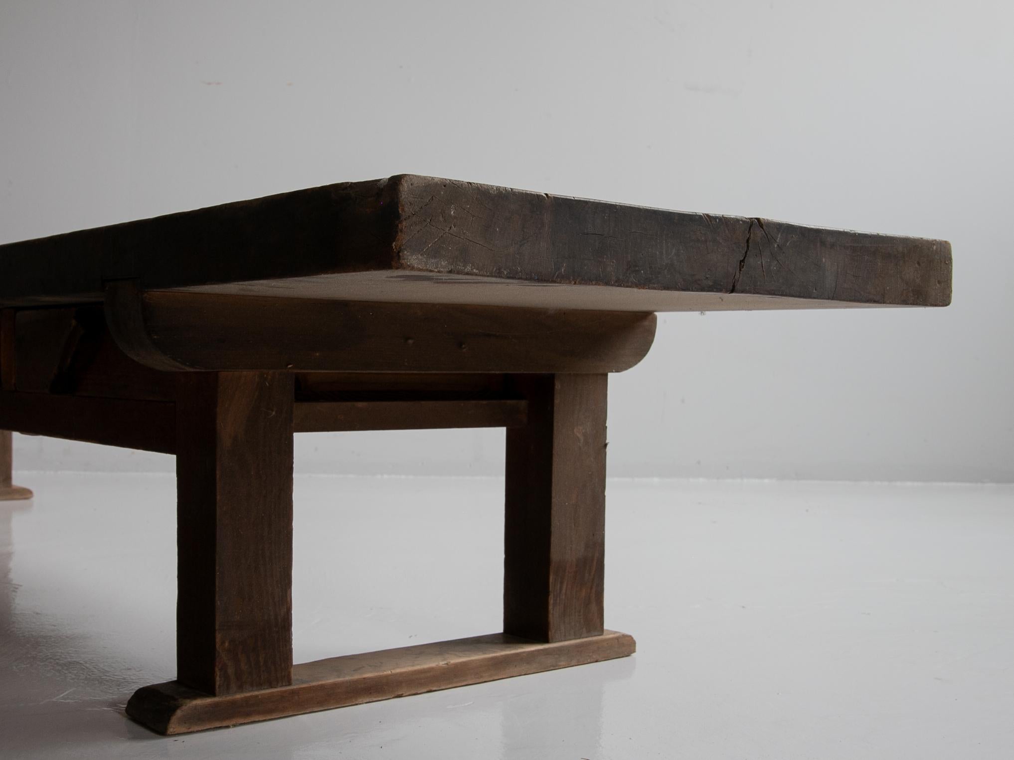 Japanese antique large wooden low table/1868-1920/long table/Mingei en vente 3
