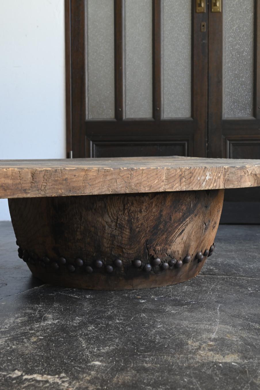 Japanischer antiker großer niedriger japanischer antiker Holztisch / 1868 bis 1920 / Wabi-sabi-Sofatisch 9