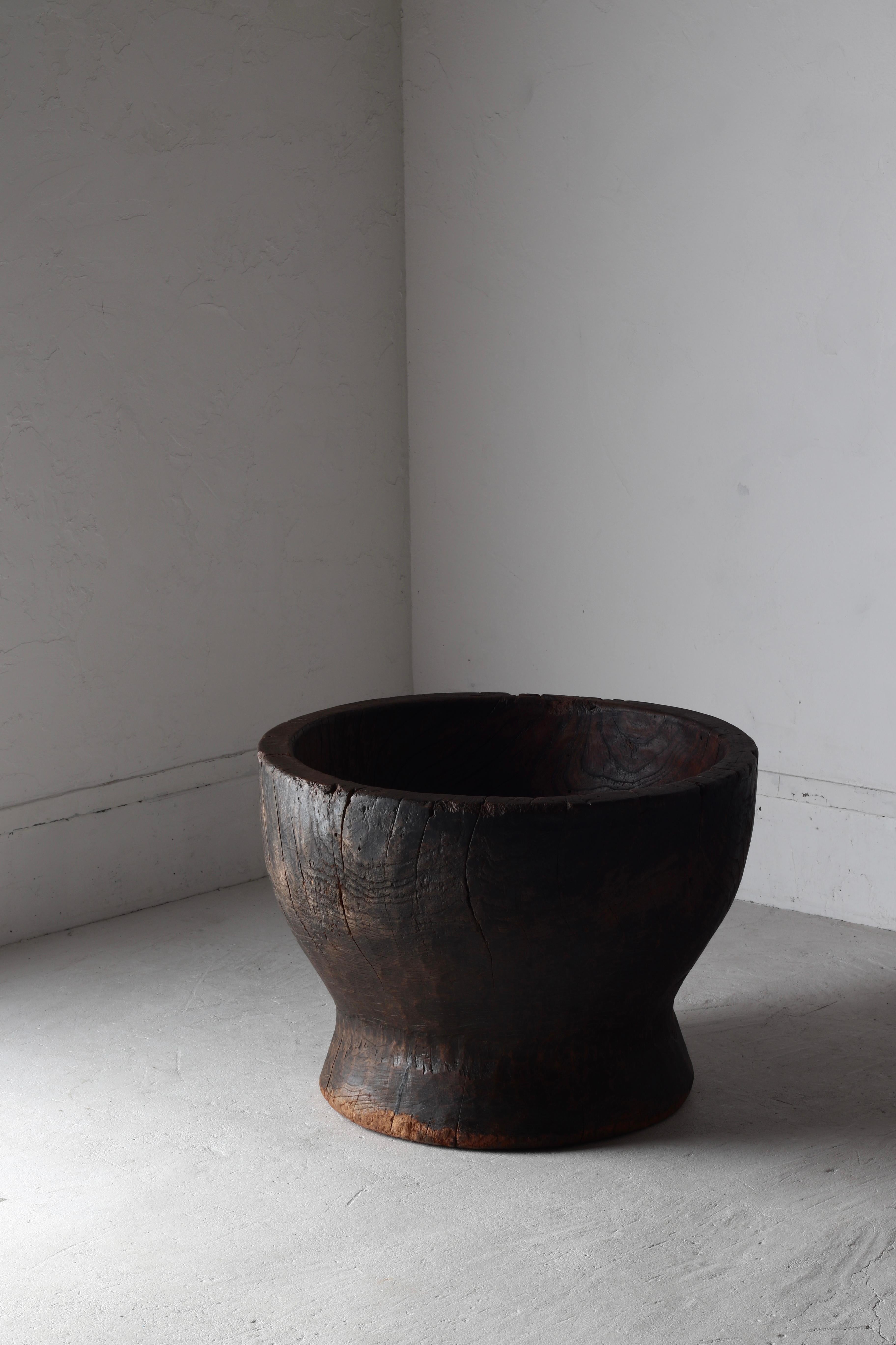 Japanese Antique Large Wooden Mortar / Flowerpot / Wabi-sabi 4