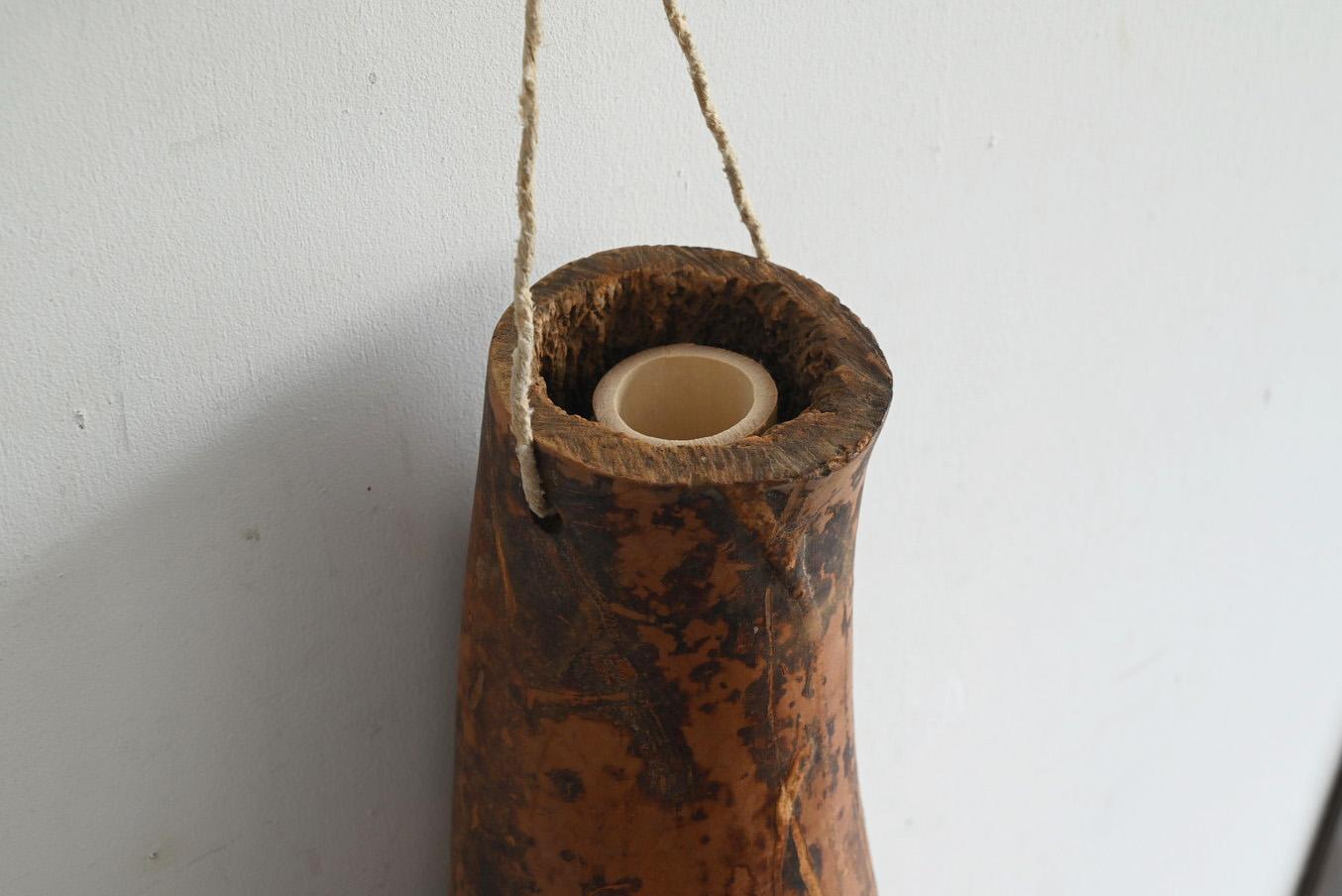 Jarrón japonés antiguo de flores de calabaza larga/1868-1920/objeto colgante de pared en venta 3