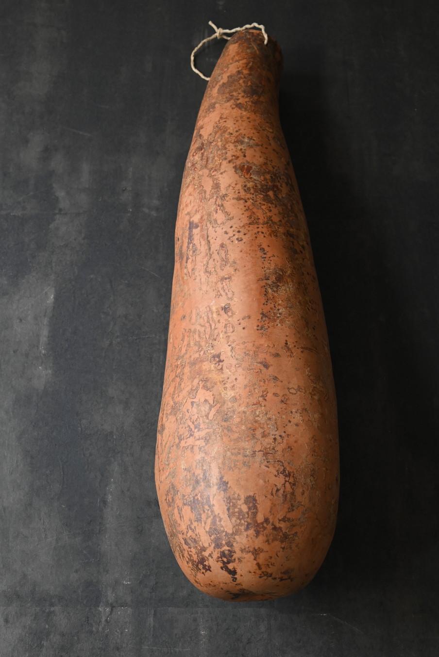 Jarrón japonés antiguo de flores de calabaza larga/1868-1920/objeto colgante de pared en venta 4