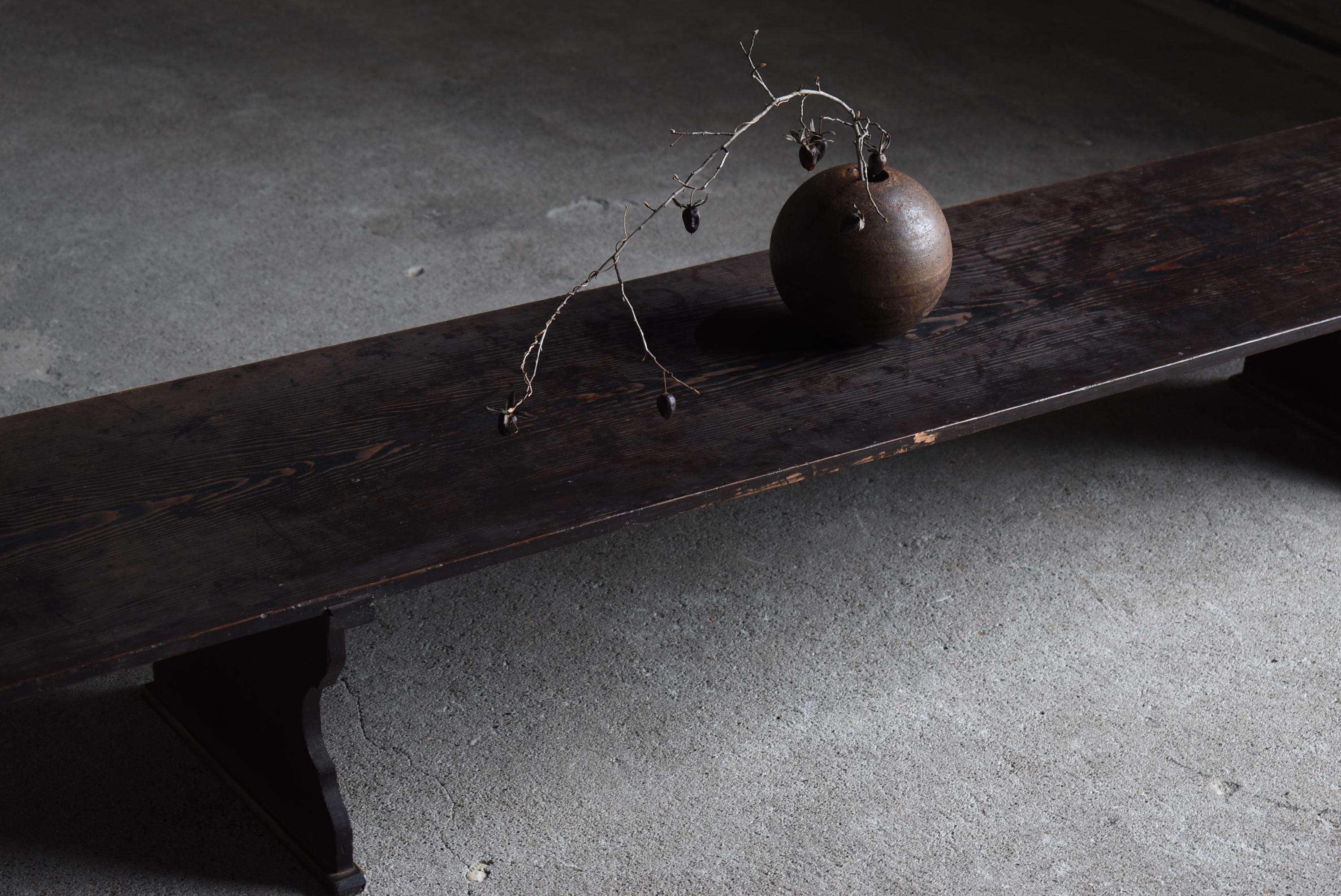 Japanese Antique Long Low Table 1860s-1920s / Sofa Table Wabi Sabi In Good Condition In Sammu-shi, Chiba