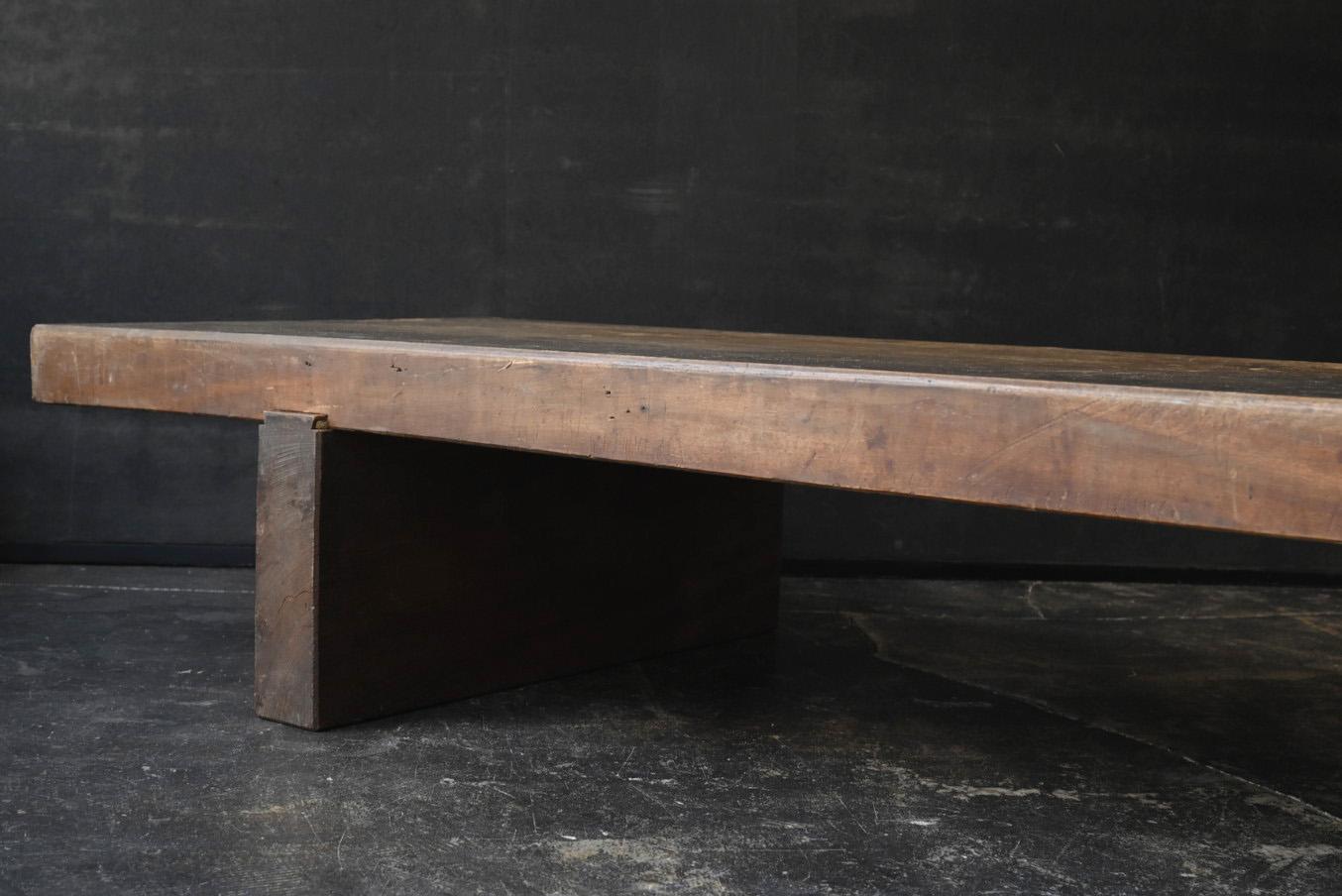 Japanischer antiker langer niedriger Holztisch/1868-1920/einfacher Sofatisch im Angebot 9