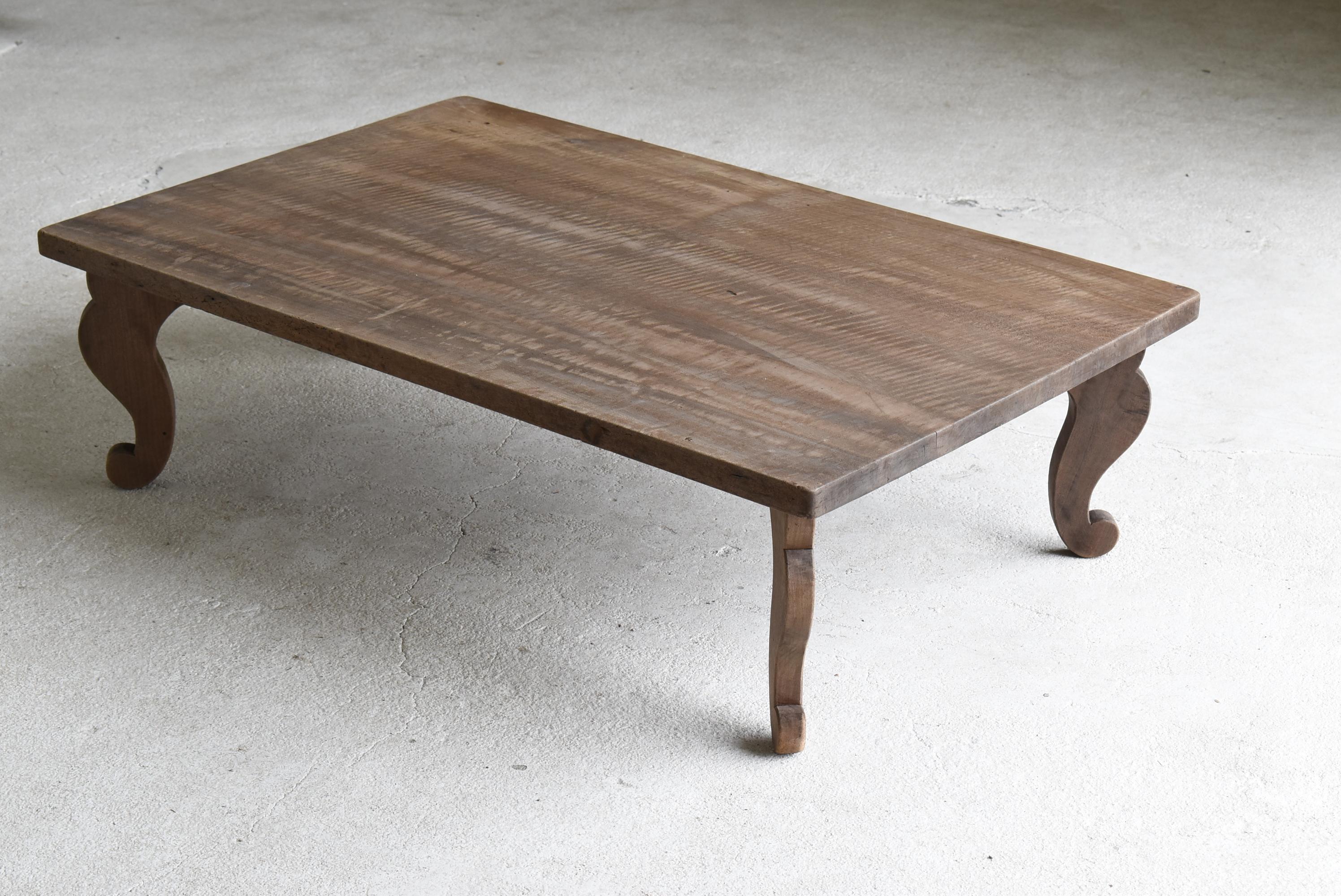 Japanese antique low table 1860s-1920s/coffee table sofa table mingei wabi-sabi In Good Condition In Sammu-shi, Chiba