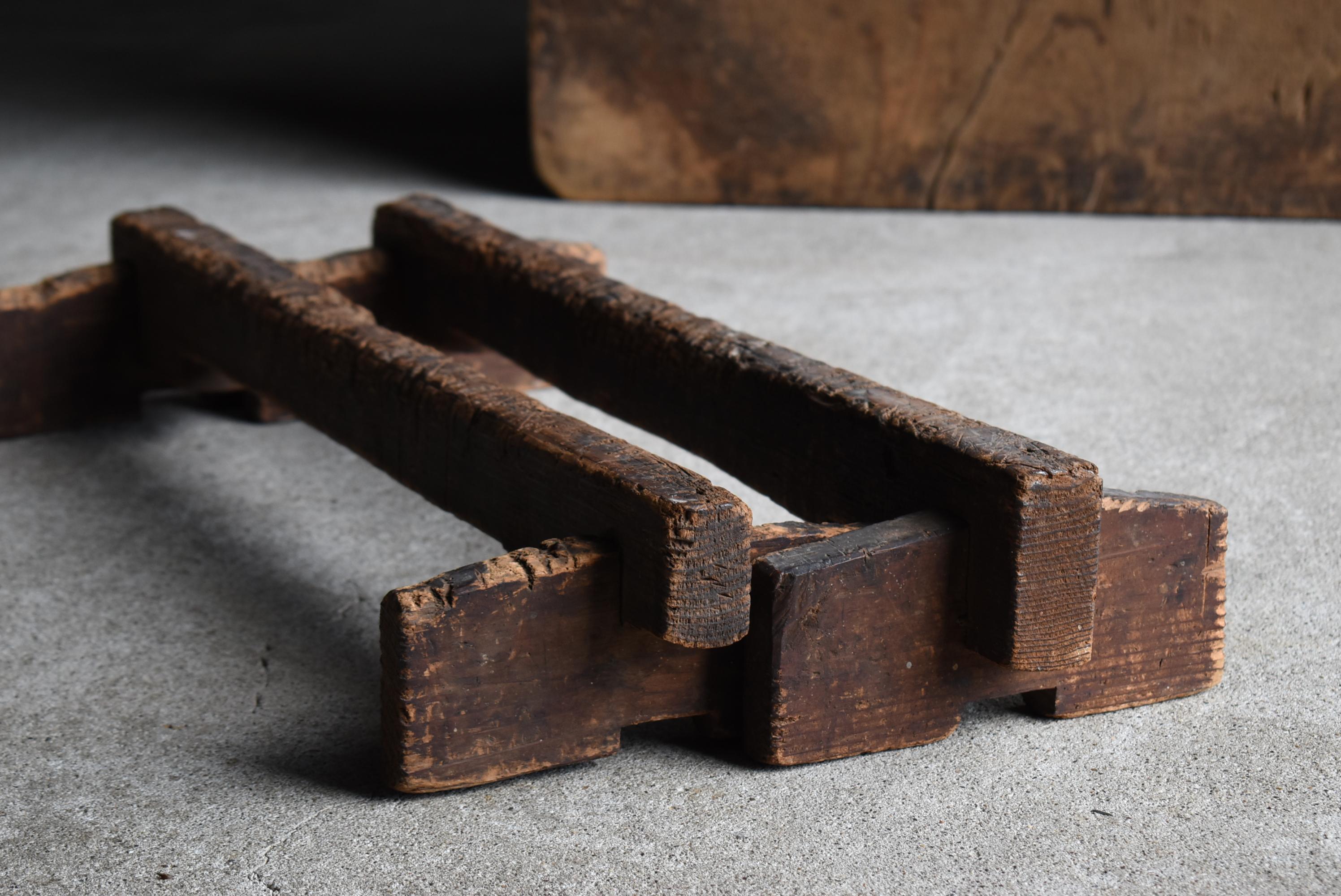 Table basse ancienne japonaise 1900s-1940s / Sofa Table Display Table Wabi Sabi en vente 5