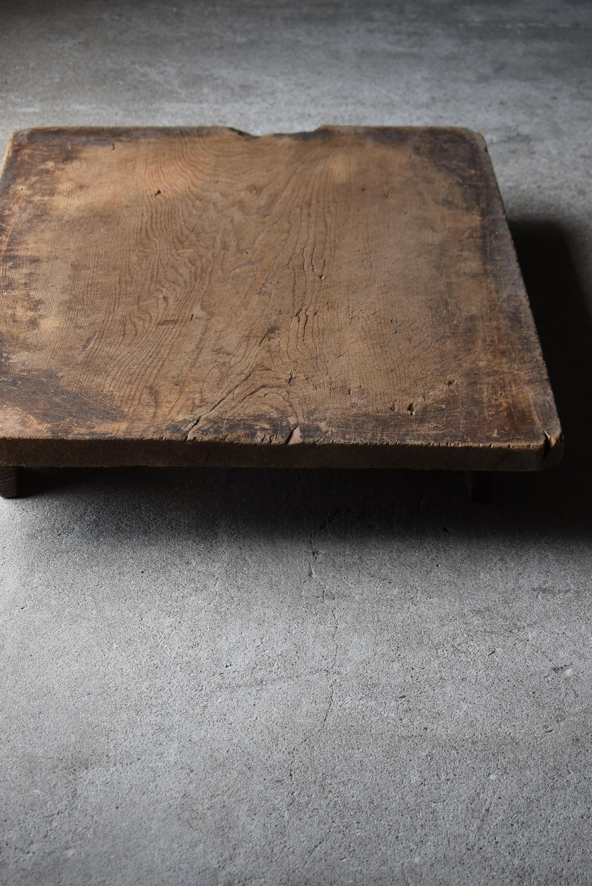 Table basse ancienne japonaise 1900s-1940s / Sofa Table Display Table Wabi Sabi en vente 9