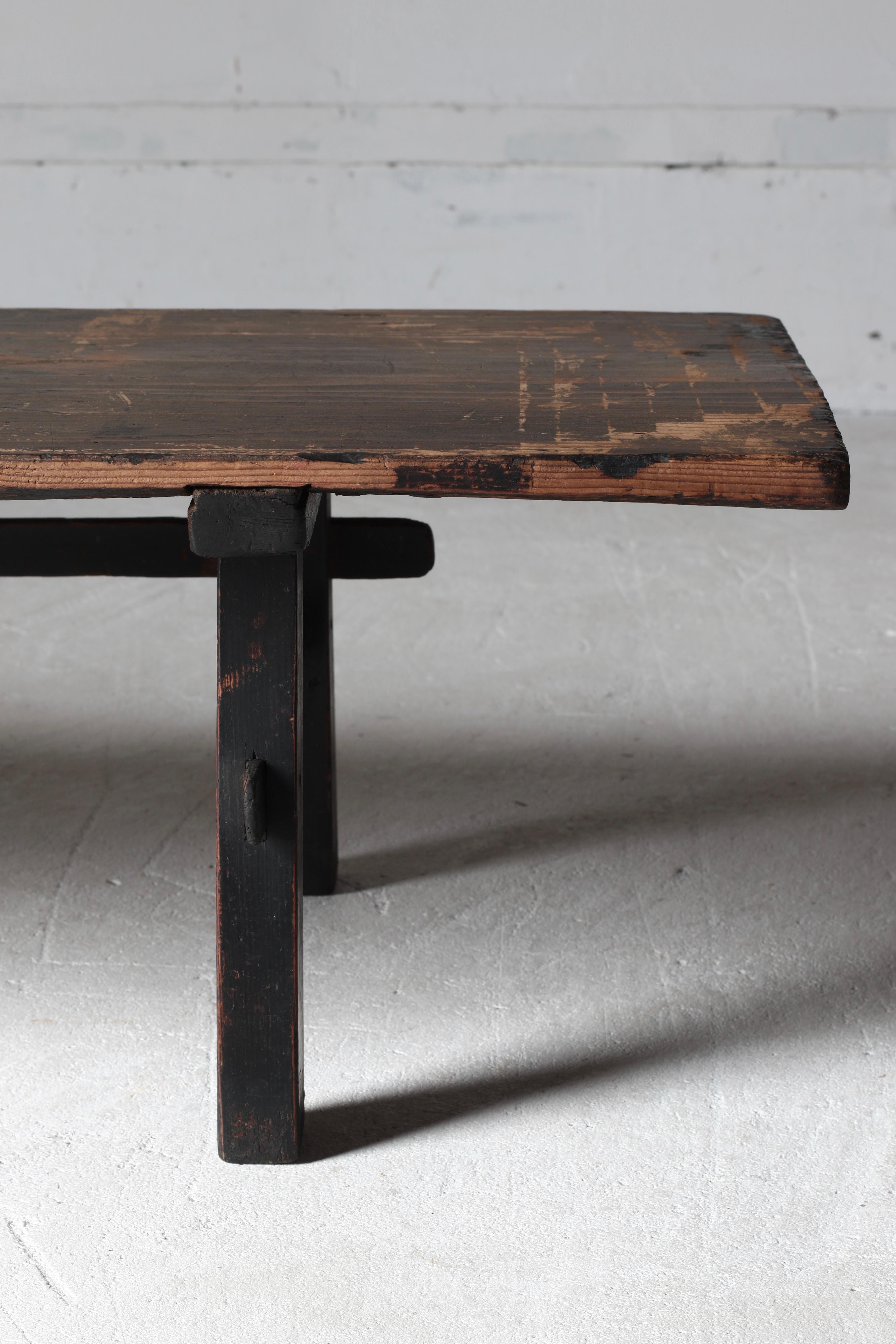 Japanischer antiker niedriger Tisch / Couchtisch / 1868-1912er / Wabi-sabi Mingei im Angebot 8