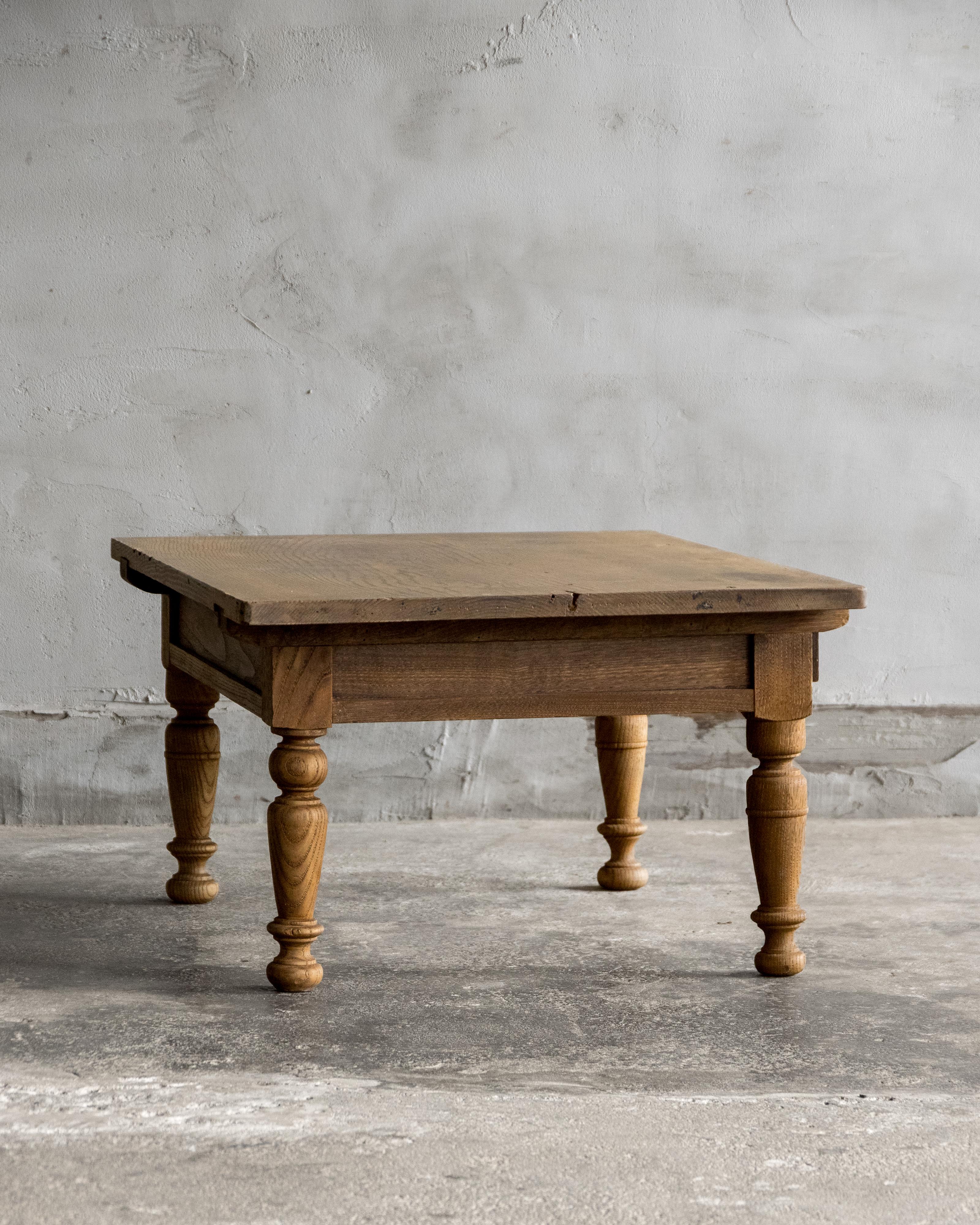 Japanese Antique Low Table (Fuzukue), Taisho Era (1912–1926), Wabi Sabi For Sale 1