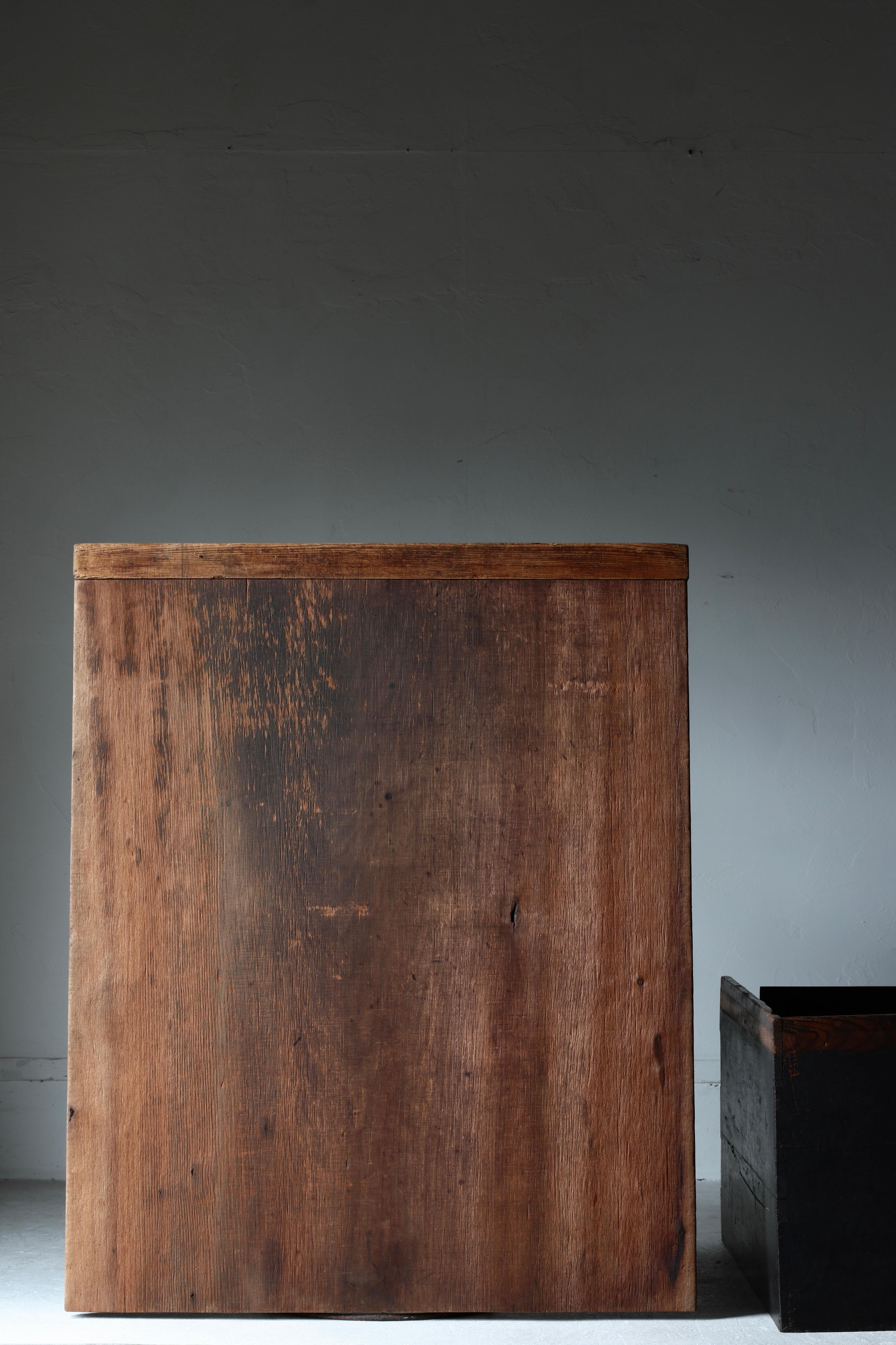 Japanese Antique Low Table / Sofa Table Coffee Table / 1868-1912s Wabi-Sabi For Sale 10