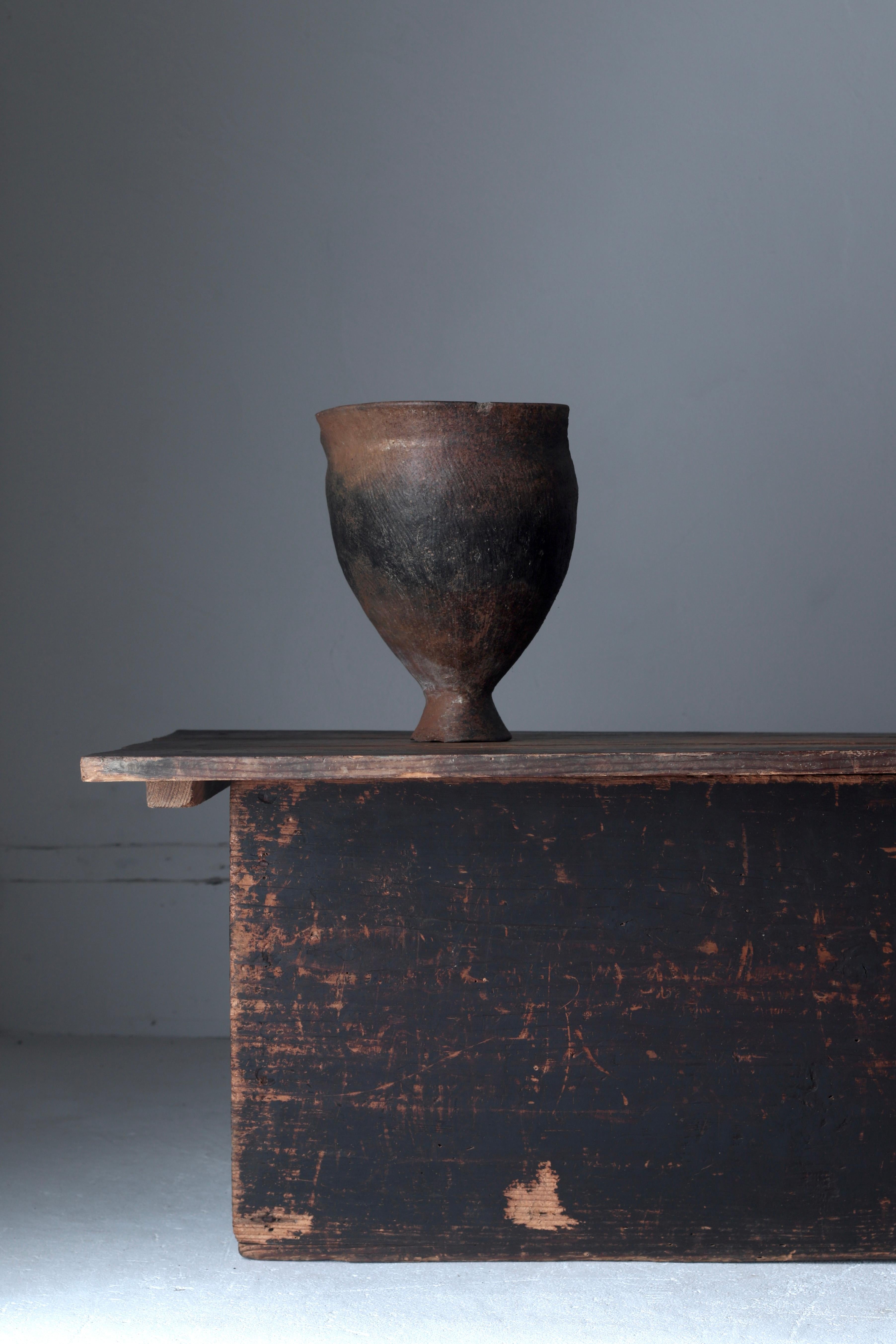 Japanese Antique Low Table / Sofa Table Coffee Table / 1868-1912s Wabi-Sabi In Good Condition In Iwate-gun Shizukuishi-cho, Iwate Prefecture