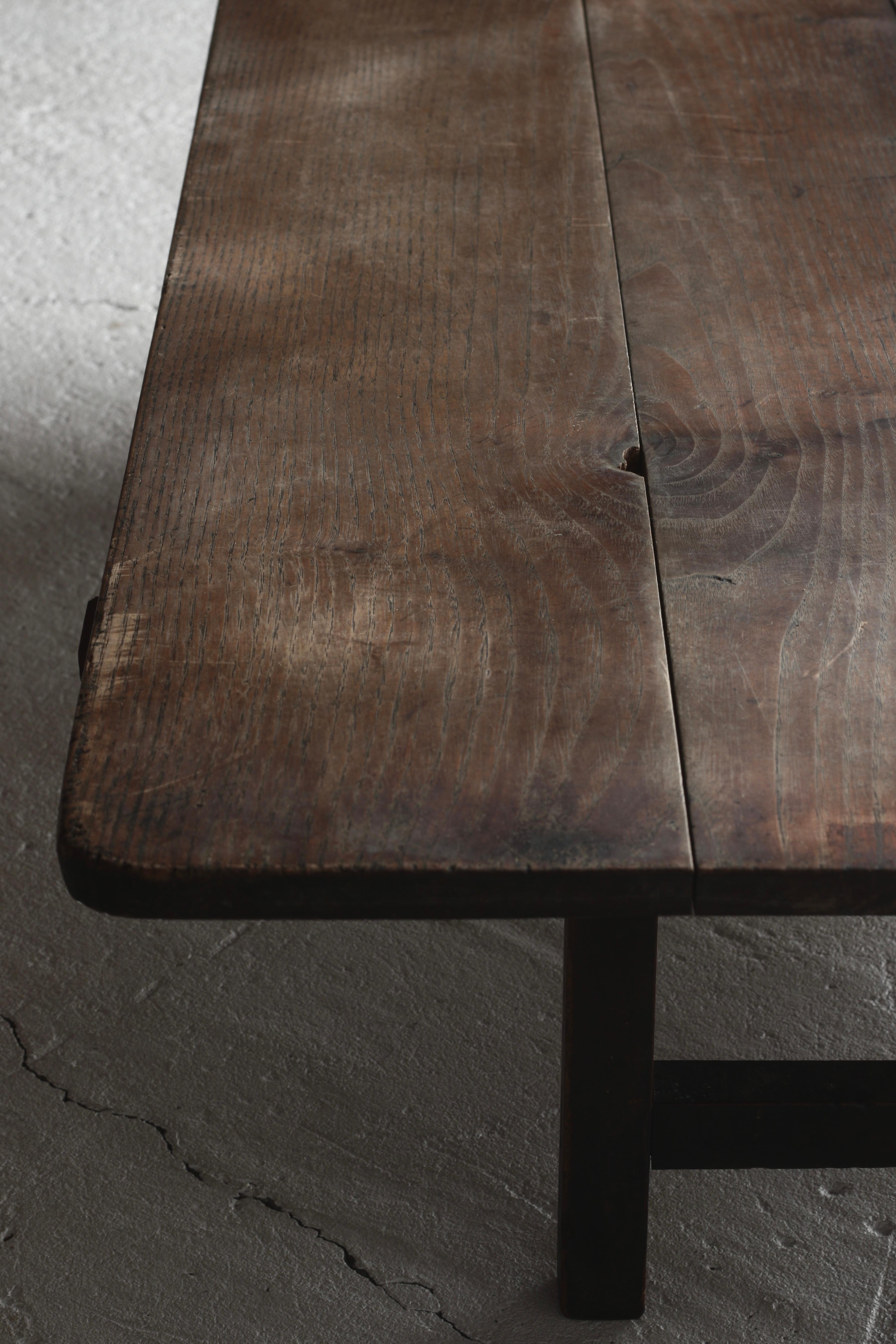 Japanese Antique Low Table / Sofa Table Coffee Table  / 1912-1926s Wabi-sabi In Good Condition In Iwate-gun Shizukuishi-cho, Iwate Prefecture