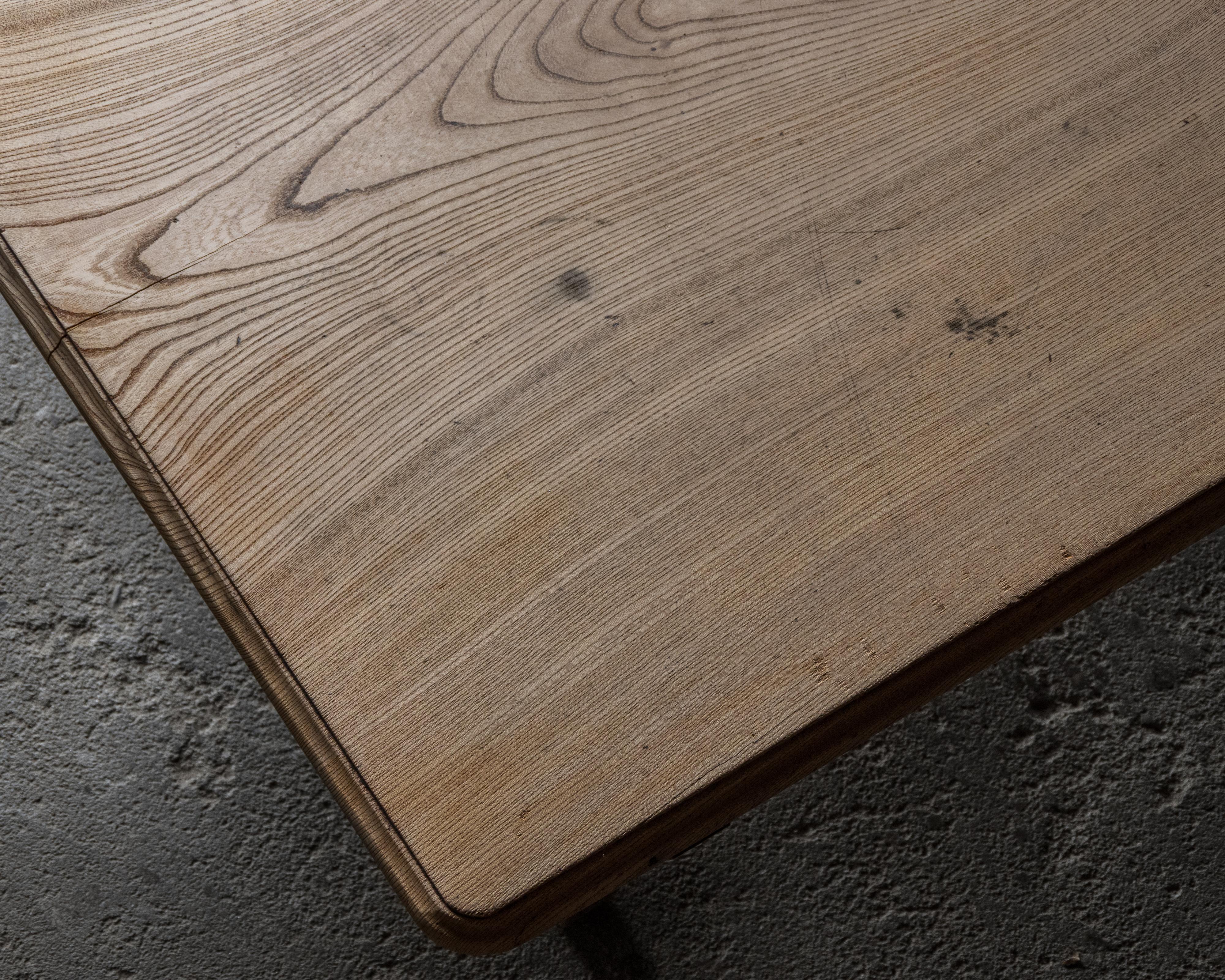 Japanese Antique Low Table, Taisho Era (1912–1926), Wabi Sabi For Sale 8