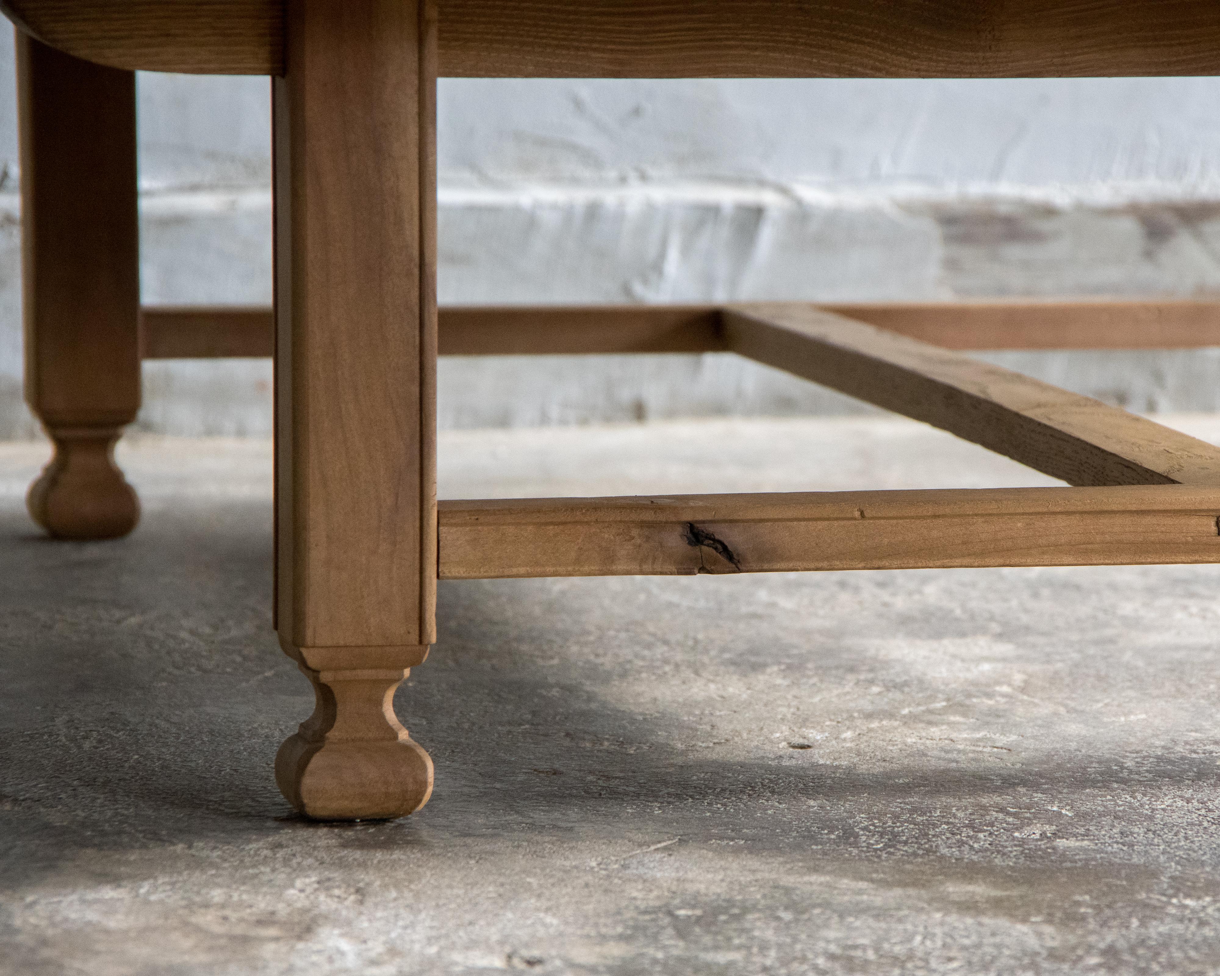 Japanese Antique Low Table, Taisho Era (1912–1926), Wabi Sabi For Sale 3