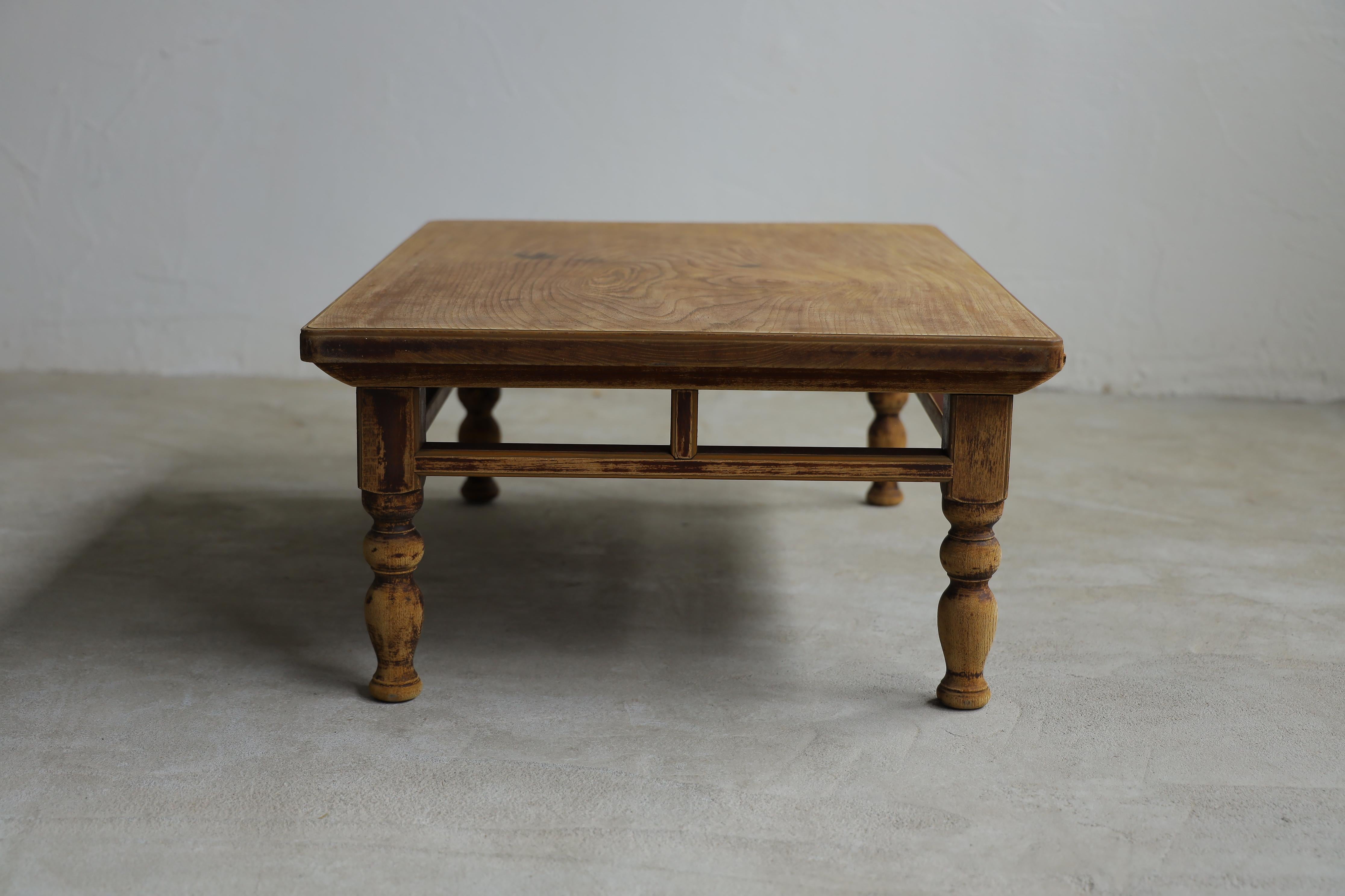 Japanischer antiker niedriger Tisch, Wabi Sabi im Angebot 5