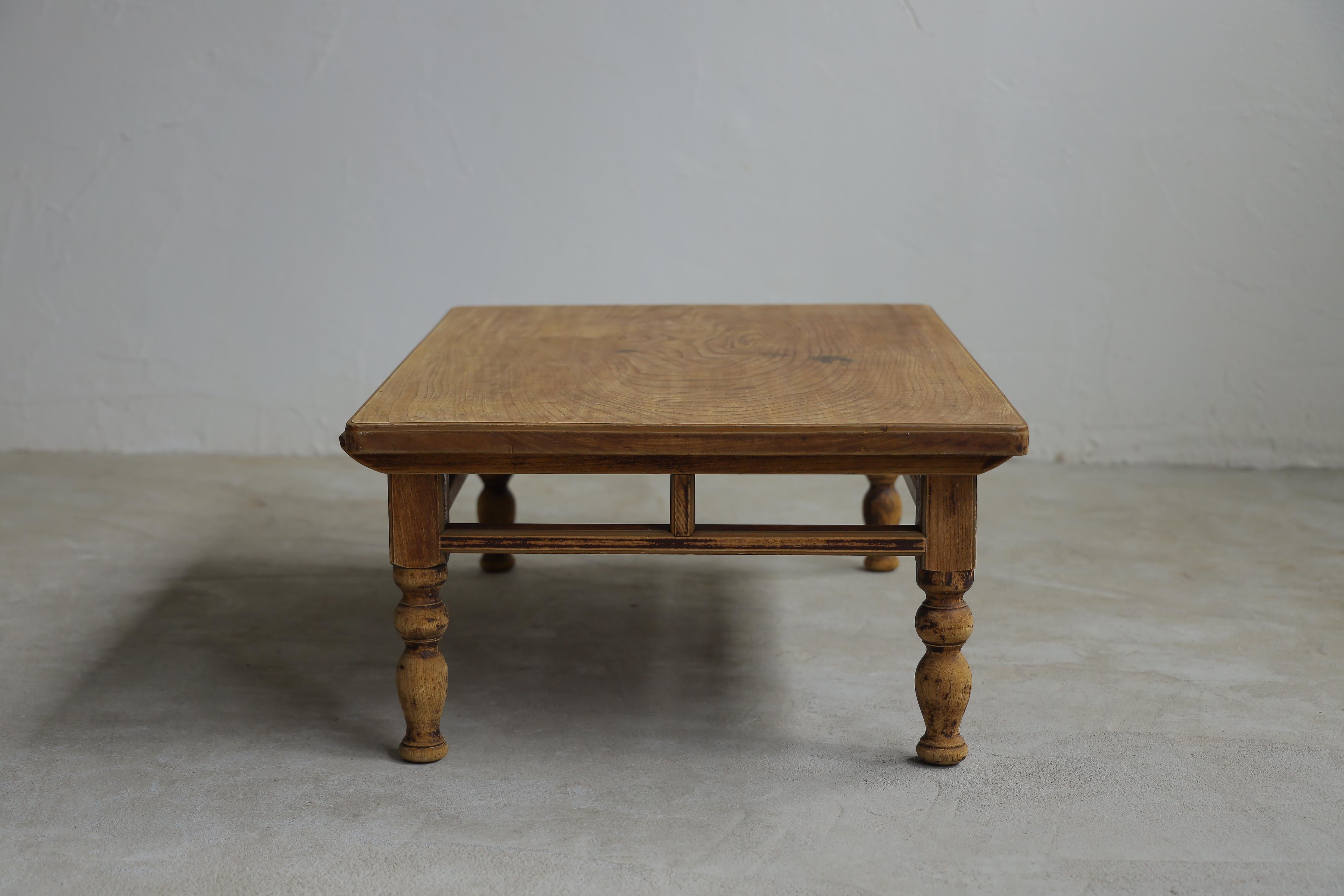 Japanischer antiker niedriger Tisch, Wabi Sabi im Angebot 2