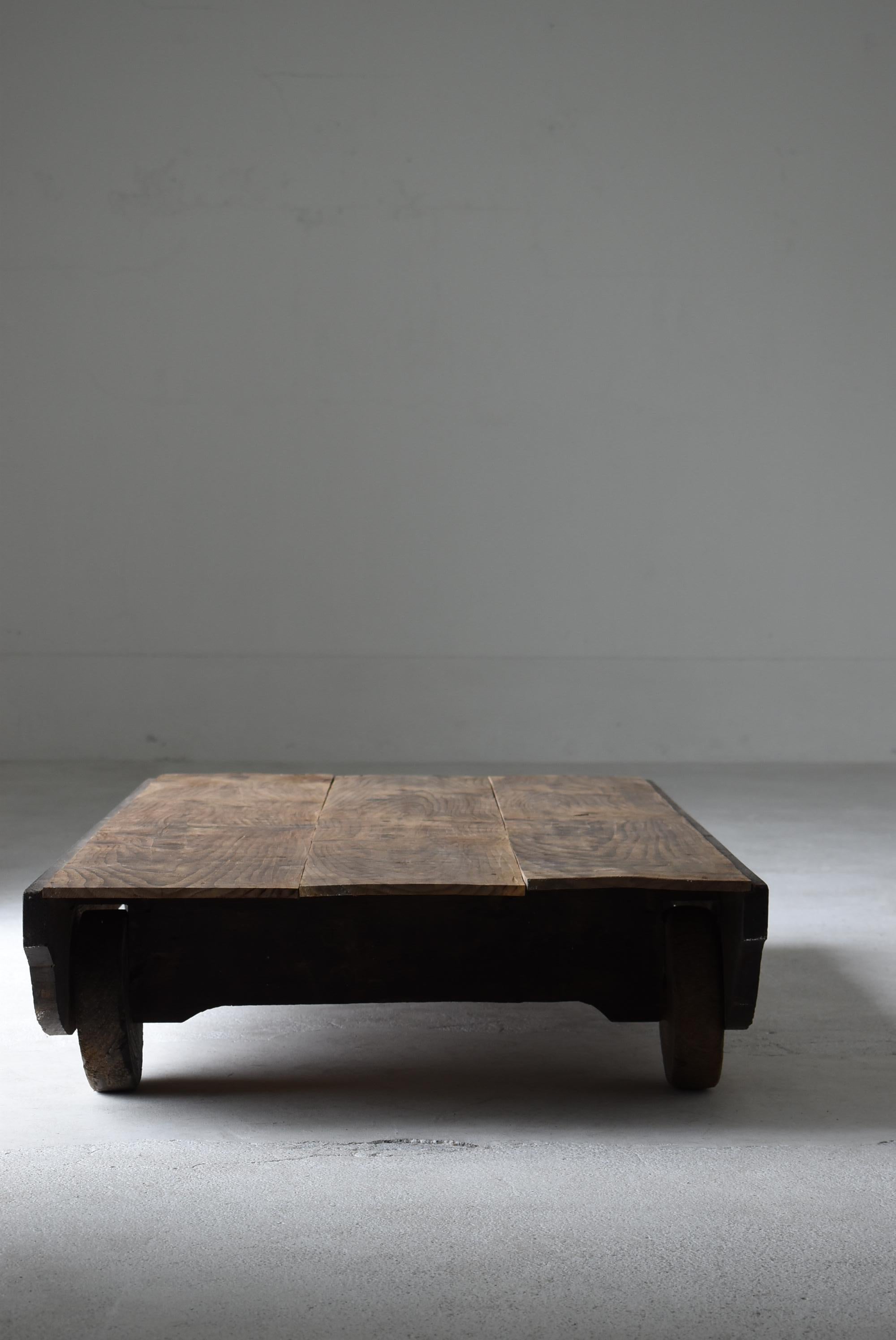 Japanese Antique Low Table with Wheels 1860s-1900s / Sofa Table Wabi Sabi 4