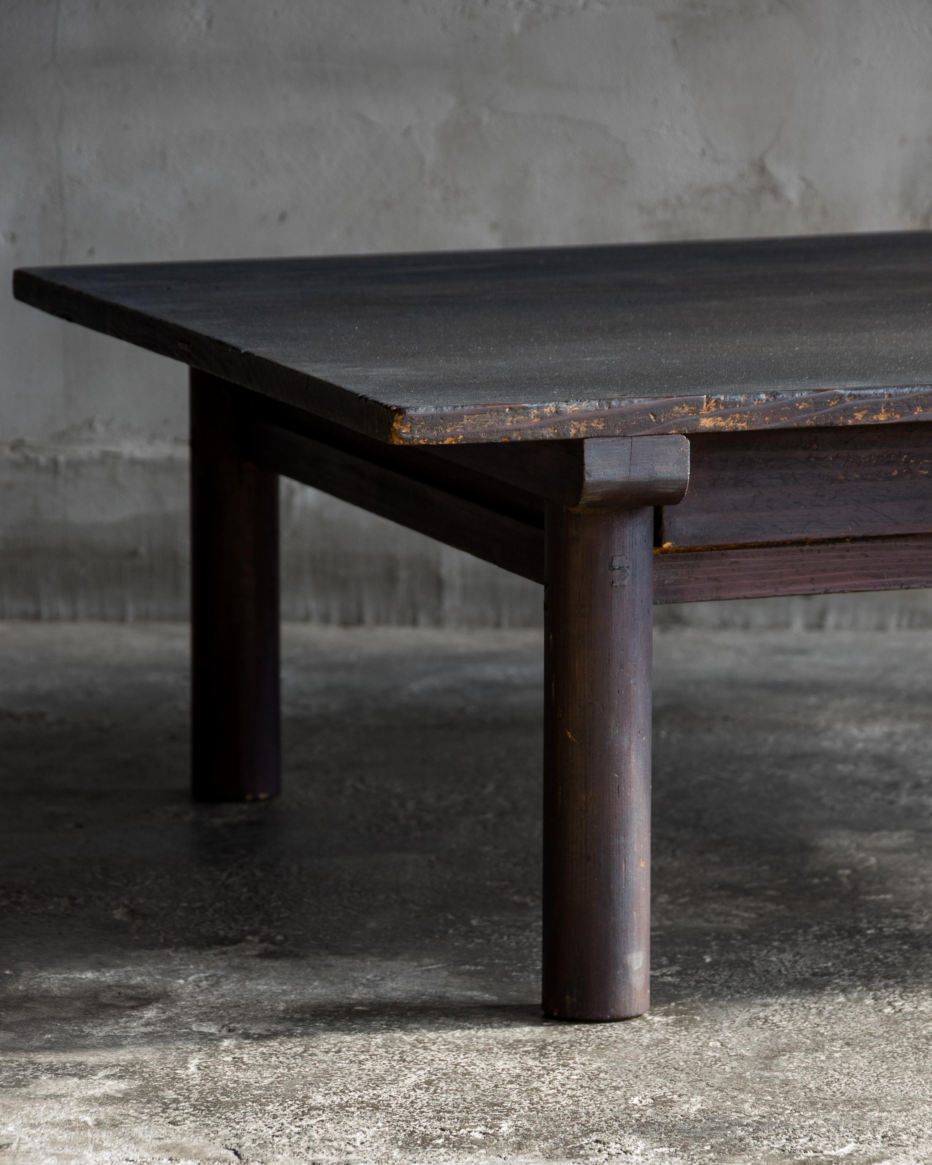 Table basse ancienne japonaise (Zataku), ère Meiji (1868-1912), Wabi Sabi État moyen - En vente à Hitachiomiya-shi, 08