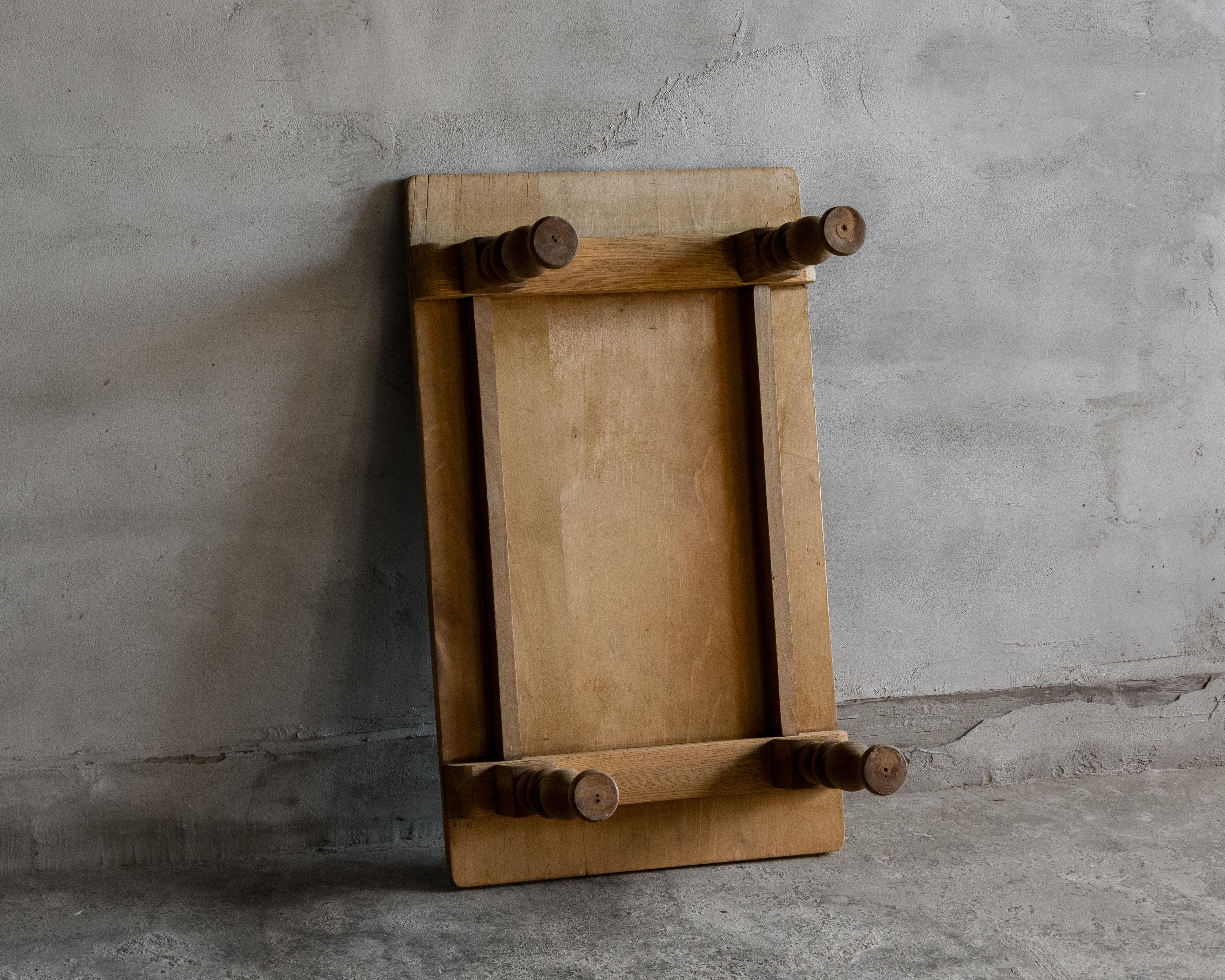 Table basse japonaise ancienne en bois, époque Taisho (1912-1926), Wabi Sabi en vente 4