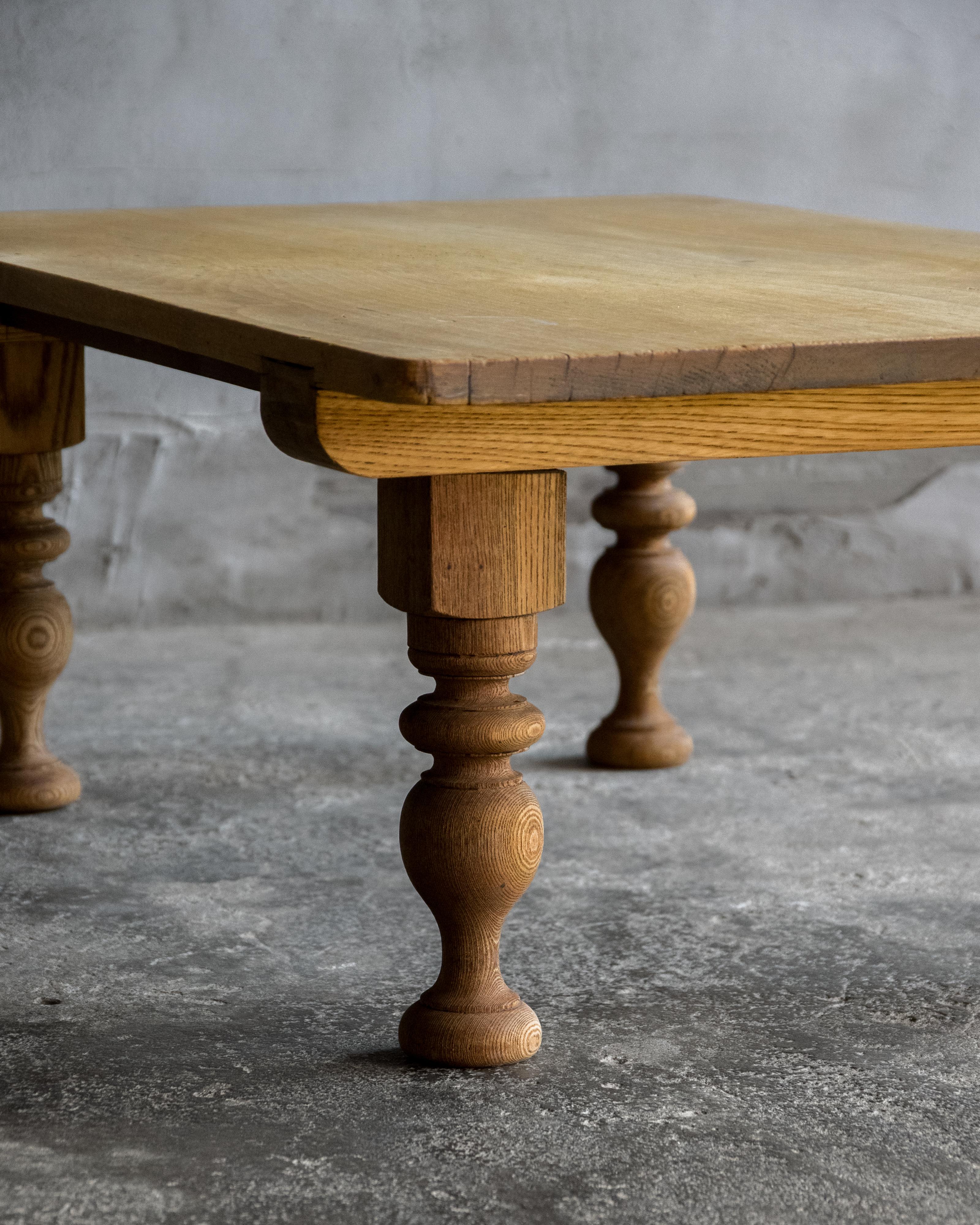 Table basse japonaise ancienne en bois, époque Taisho (1912-1926), Wabi Sabi Bon état - En vente à Hitachiomiya-shi, 08