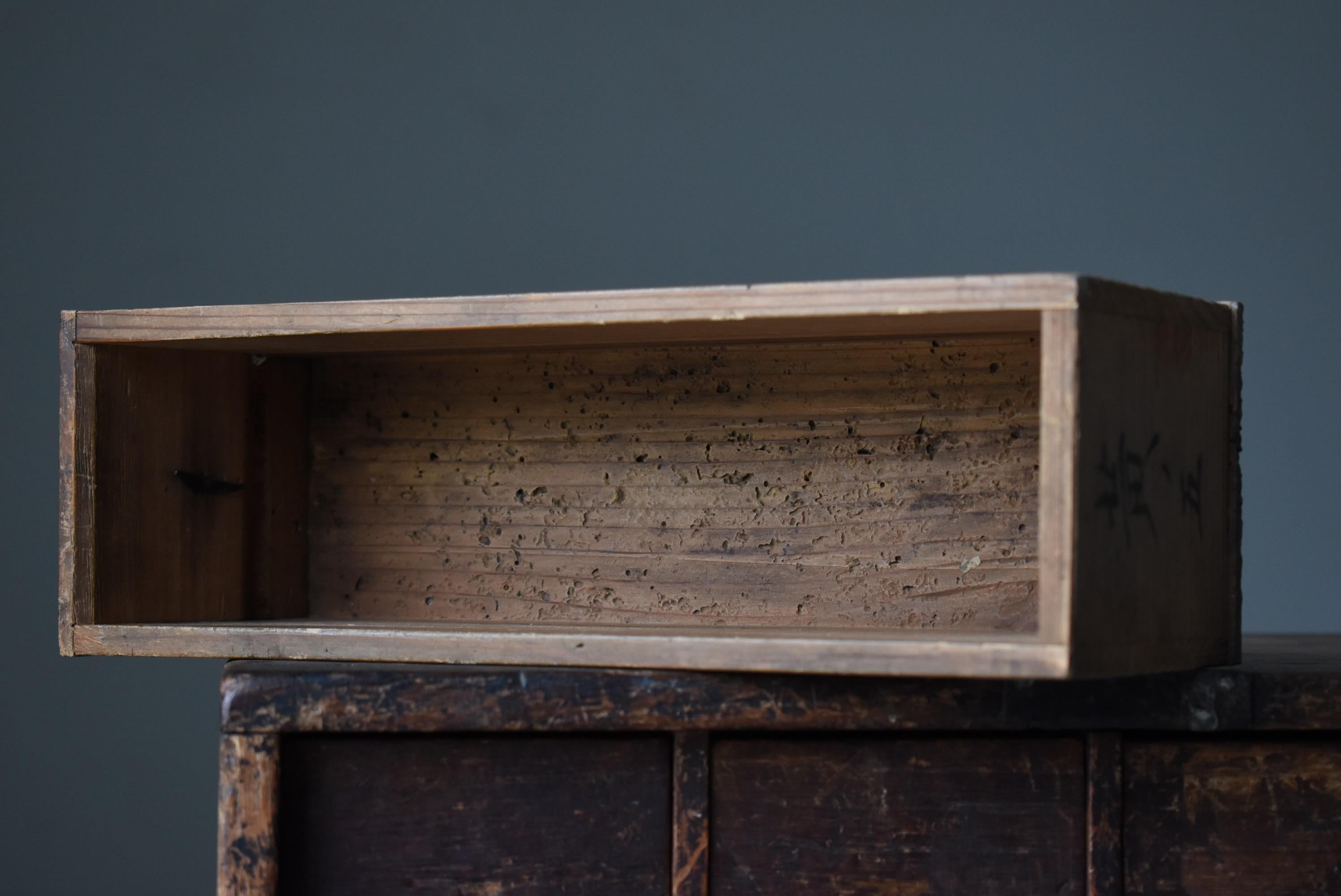 Japanese Antique Medicine Chest 1860s-1900s/Chests of Drawers Cabinet Mingei 4