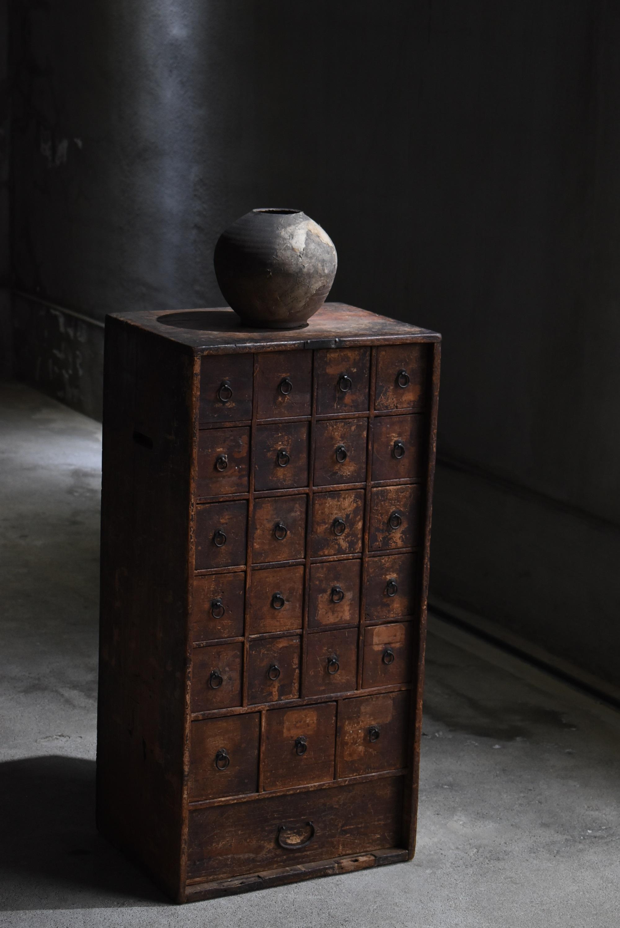 Japanese Antique Medicine Chest 1860s-1900s/Chests of Drawers Cabinet Mingei 9