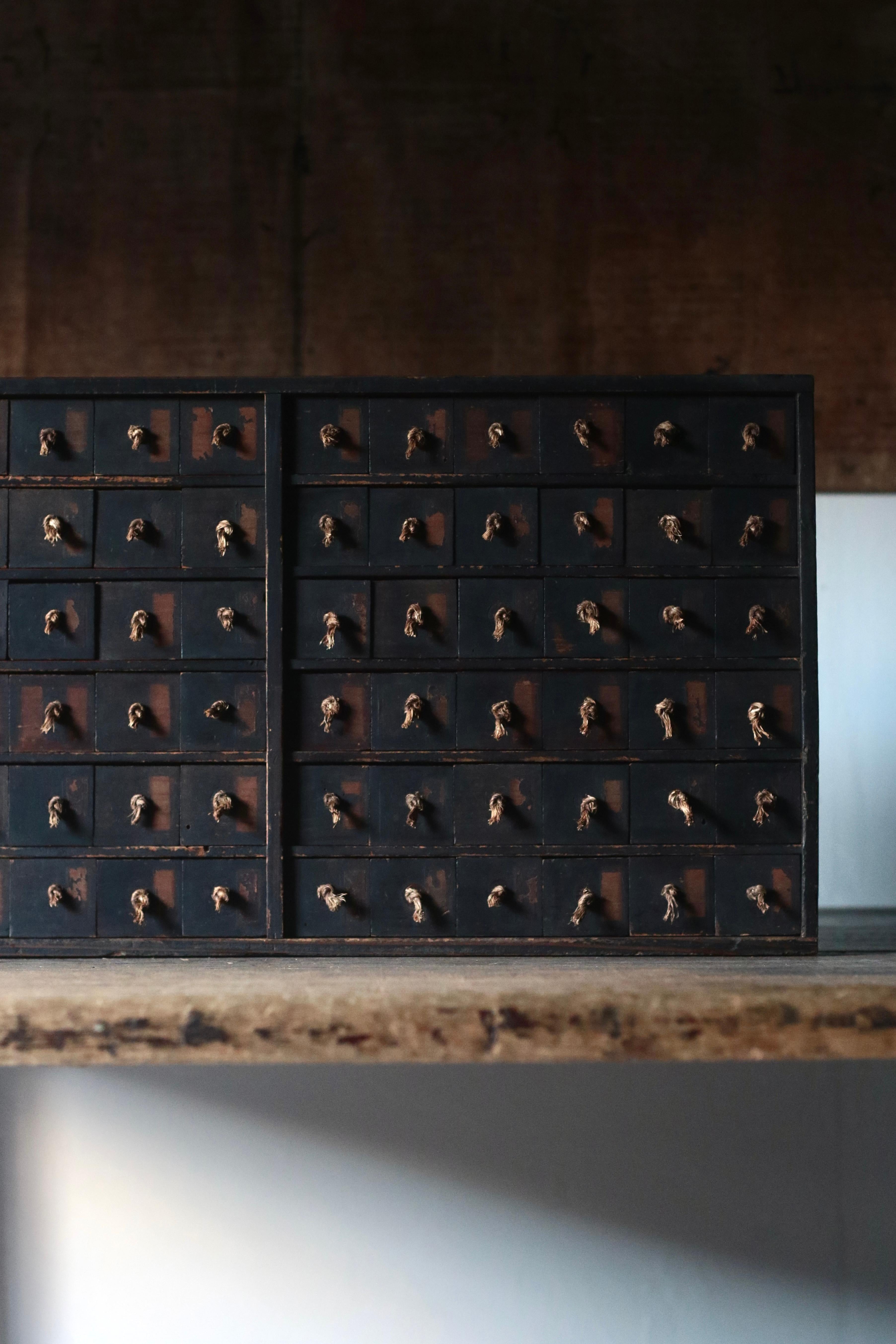 Japanese Antique Medicine Chest / Drawer Tansu / 1800-1868s / Wabi-Sabi Mingei 2