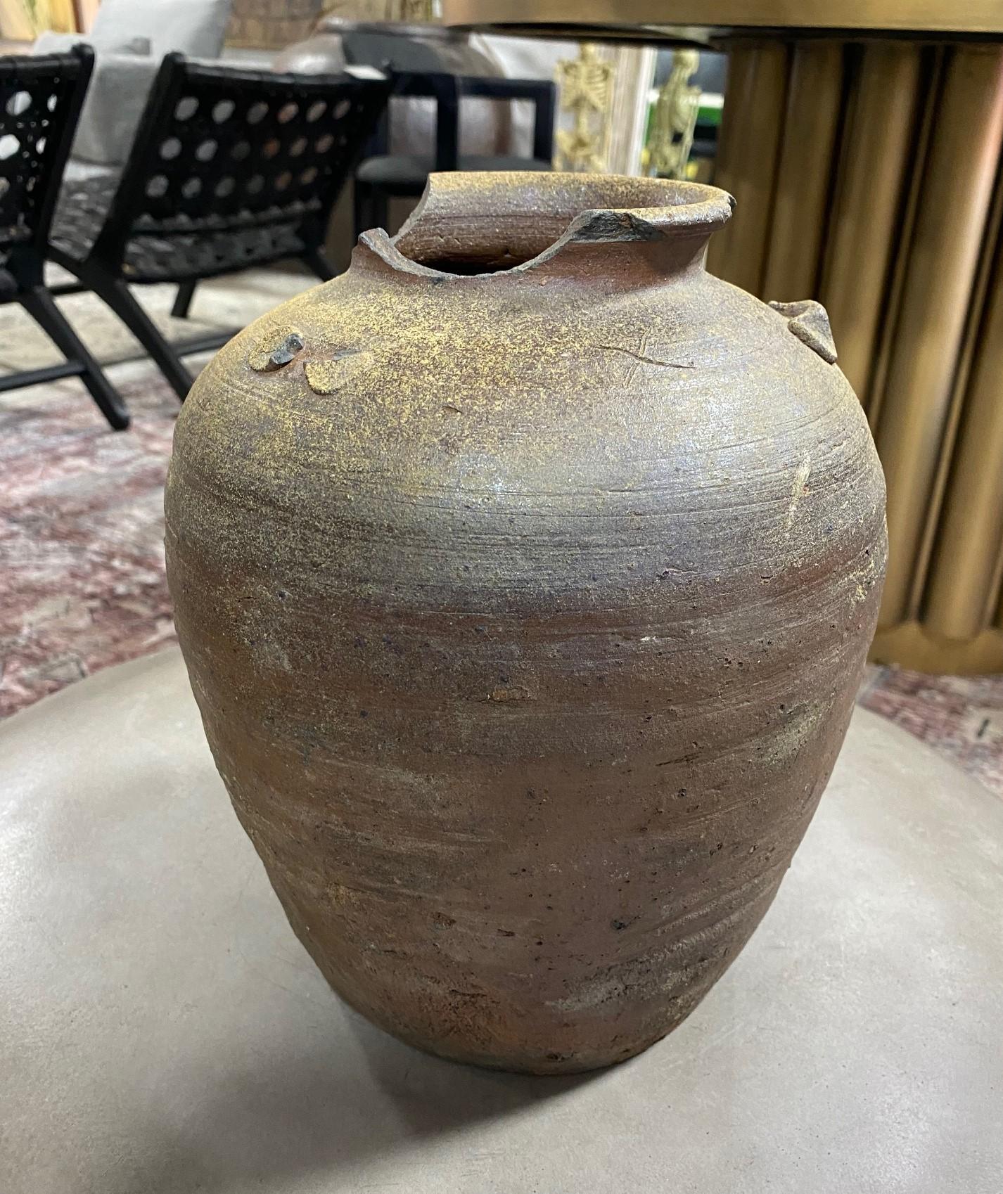 Hand-Crafted Japanese Antique Momoyama Edo Bizen Ware Pottery Wabi-Sabi Art Tsubo Jar Vase For Sale