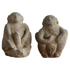 Japanese Antique Monkey-Shaped Couple Stone Statue / Prosperity of Descendants