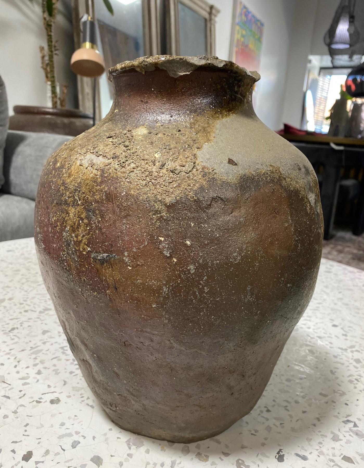 Japanese Antique Muromachi Edo Wabi-Sabi Tokoname Art Pottery Jar Tsubo Pot Vase For Sale 2