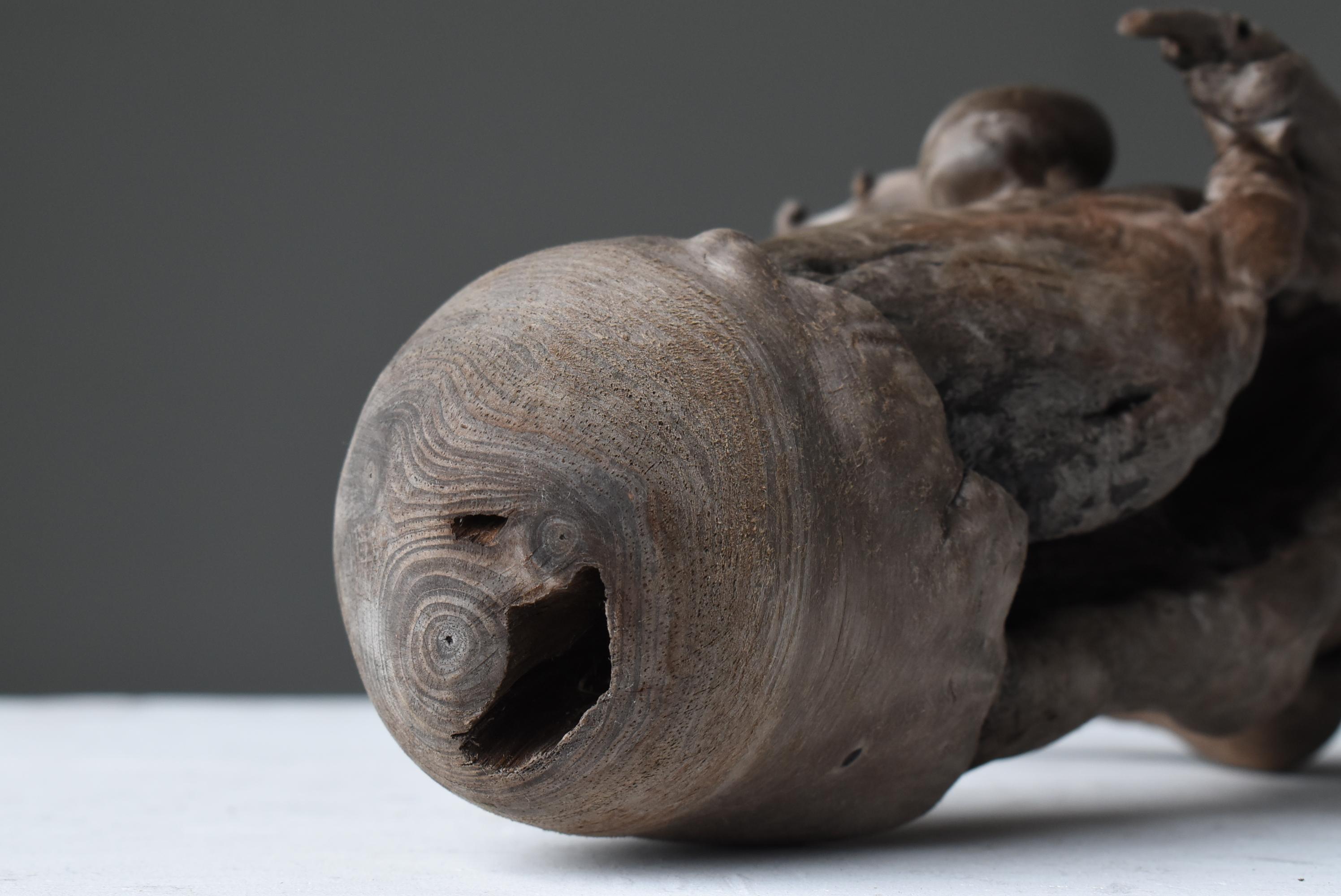 Pénis japonais ancien en bois naturel 1860s-1920s / Figurine Objects for Objects Wabisabi en vente 8