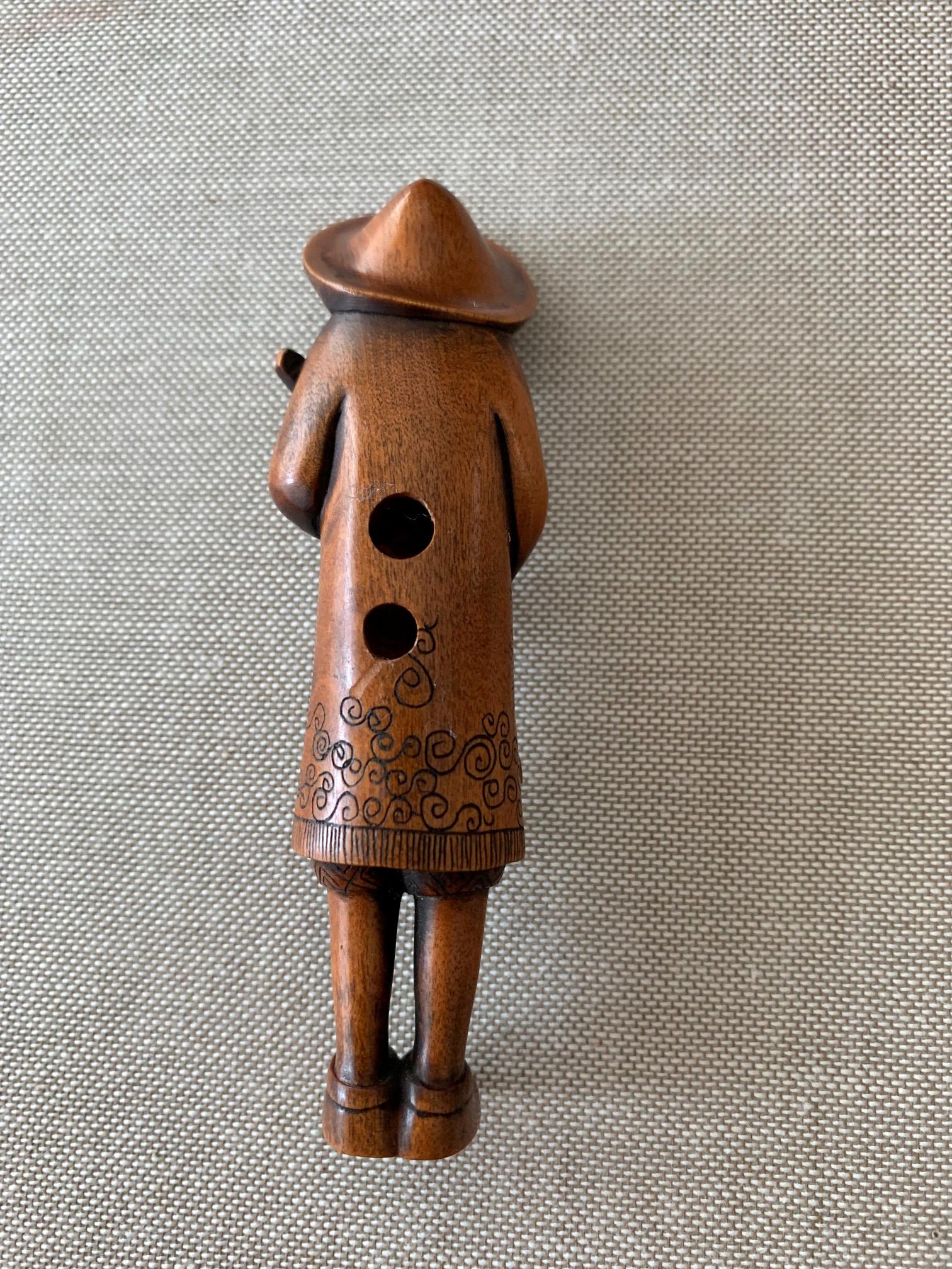 Wood Japanese Antique Netsuke of a Dutchman Signed Tomotada