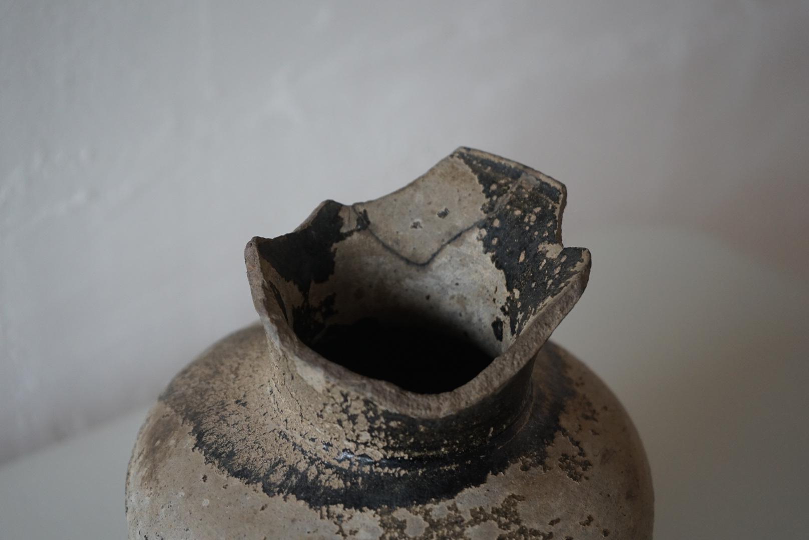 19th Century Japanese Antique Old Pottery Small Pot Primitive Wabi-Sabi Vese Object