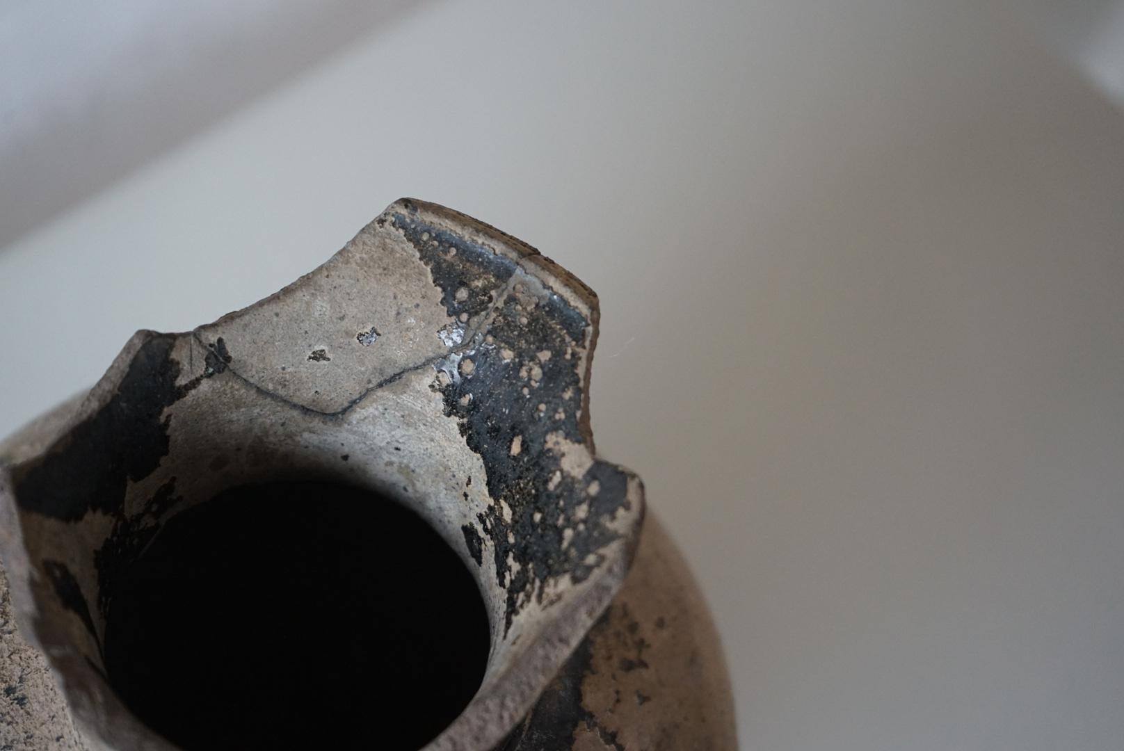 Ceramic Japanese Antique Old Pottery Small Pot Primitive Wabi-Sabi Vese Object