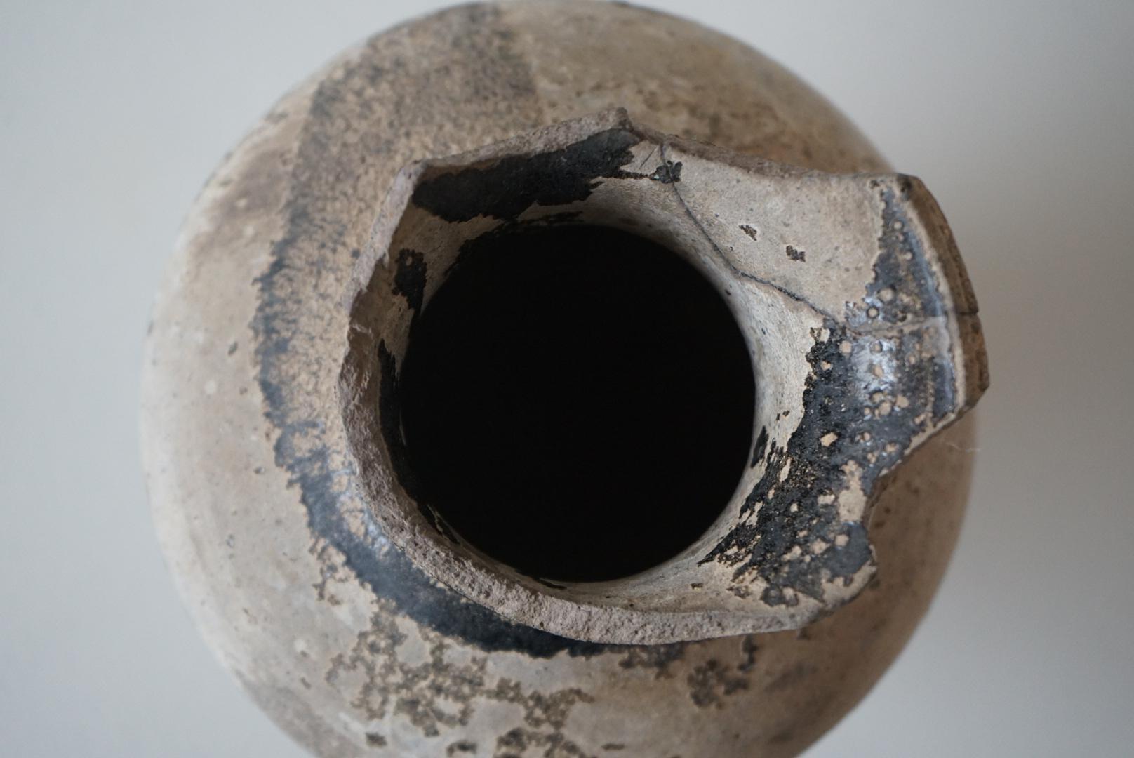 Japanese Antique Old Pottery Small Pot Primitive Wabi-Sabi Vese Object 2