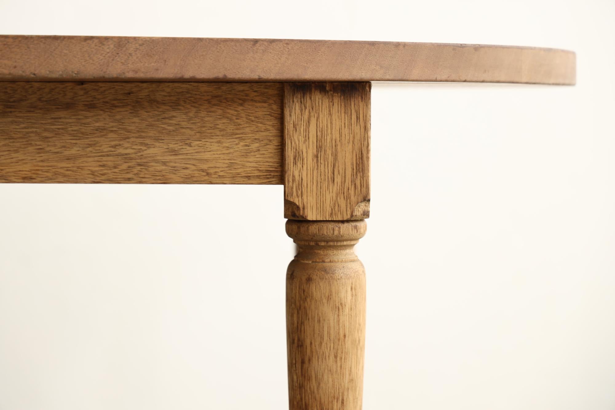 Japanese Antique Oval Table, Early 20th Century In Good Condition In Katori-Shi, 12