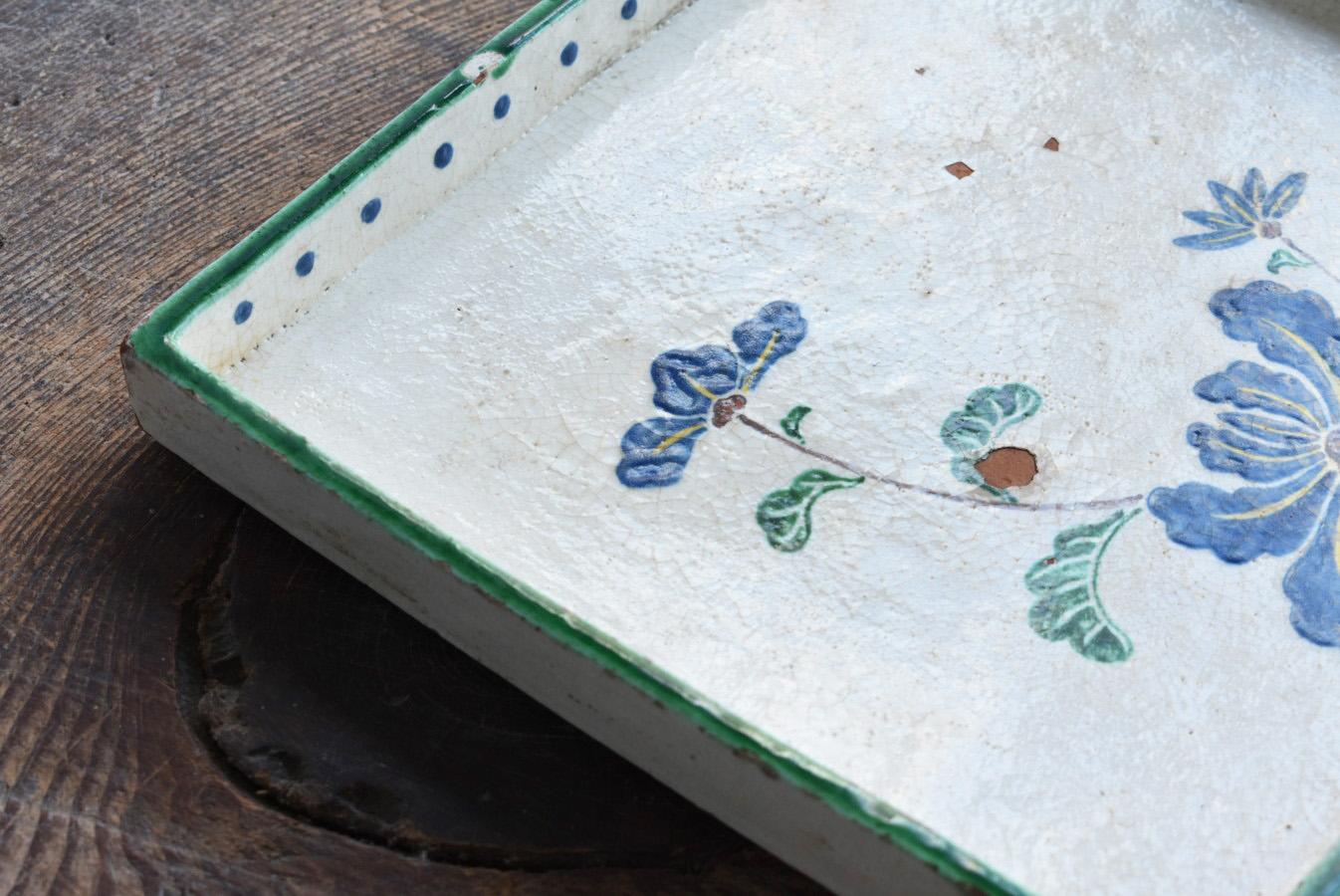 Japanese Antique Overglaze Pottery Square Plate/Square Pottery Tray/1800s/Edo In Good Condition In Sammu-shi, Chiba