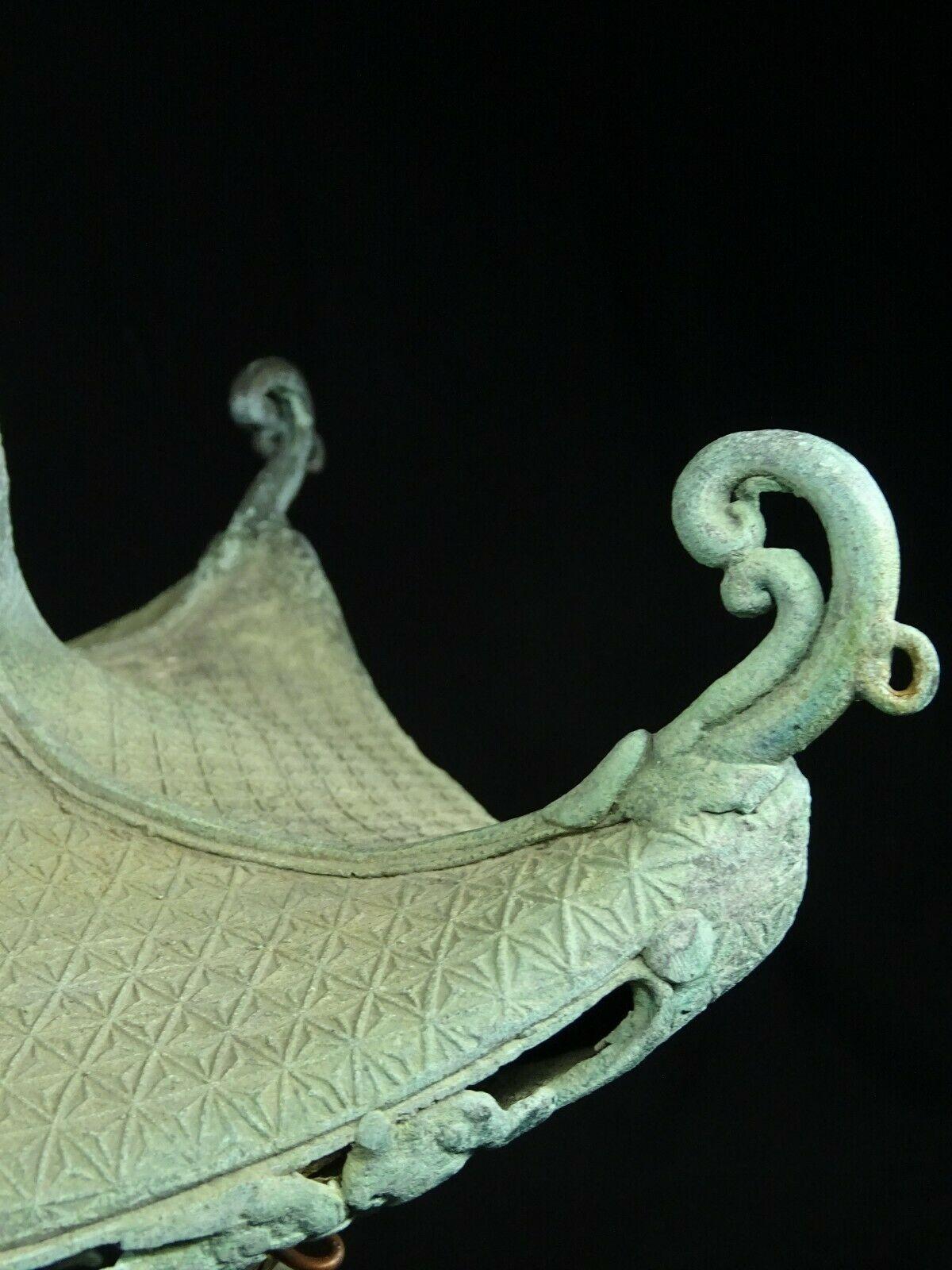 20th Century Japanese Antique Pagoda Tea House Bronze Lantern, Dragon Finial and Fine Details